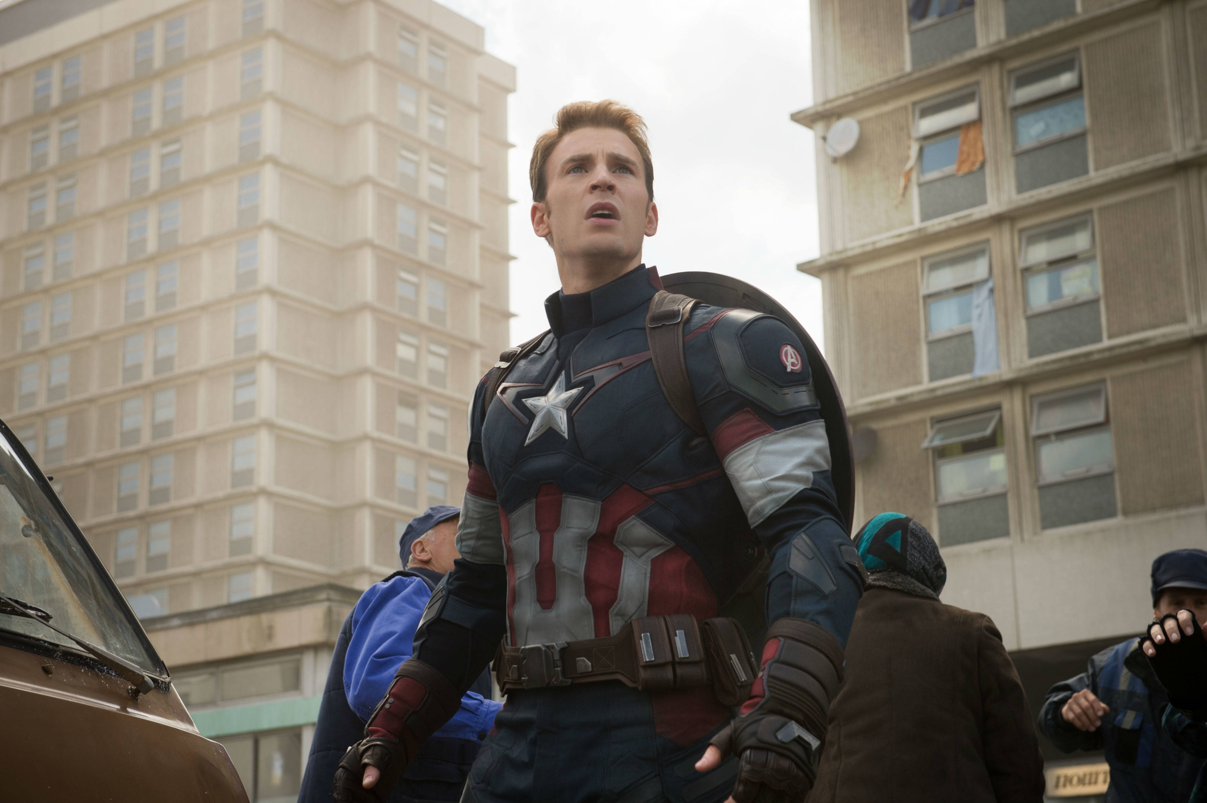 Marvel Captain America, star-spangled suit, urban backdrop, 4K Desktop Wallpaper