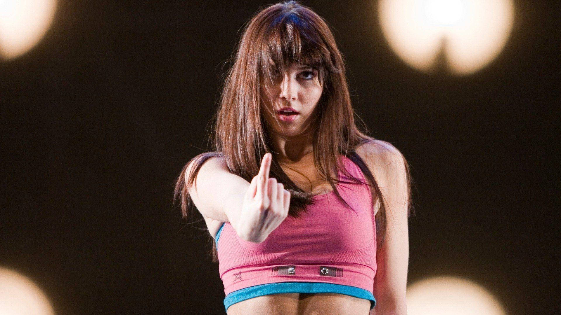Mary Elizabeth Winstead, pink crop top, stage lights, Full HD Desktop Wallpaper