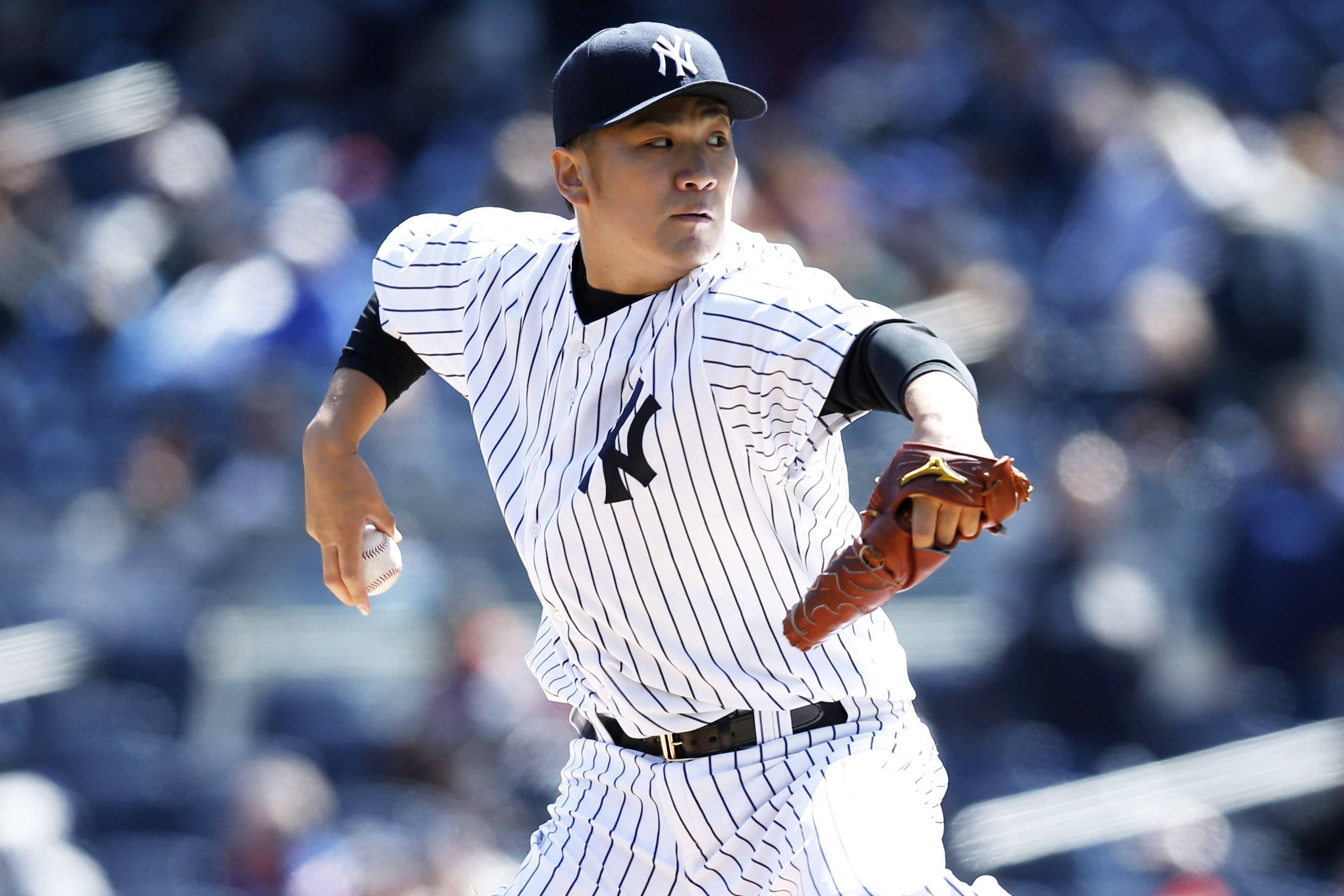 Masahiro Tanaka, pinstripe uniform, stadium lights, 2K Desktop Wallpaper