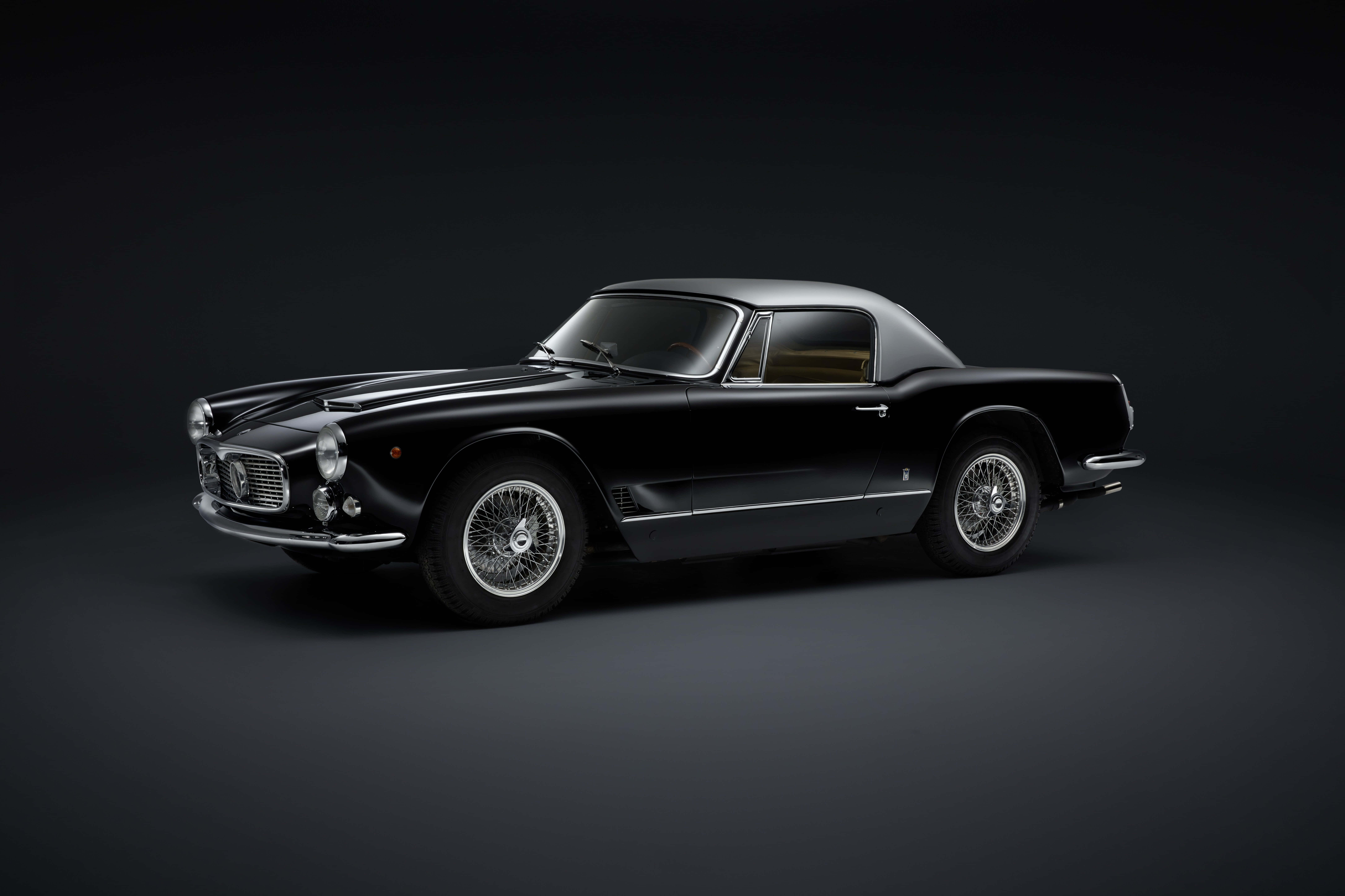 Maserati 3500 GT, sleek black, silver accents, 8K Desktop Wallpaper