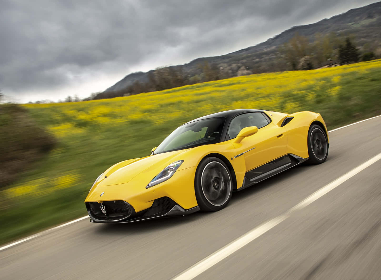 2022 Maserati MC20, vibrant yellow, winding road, HD Desktop Wallpaper