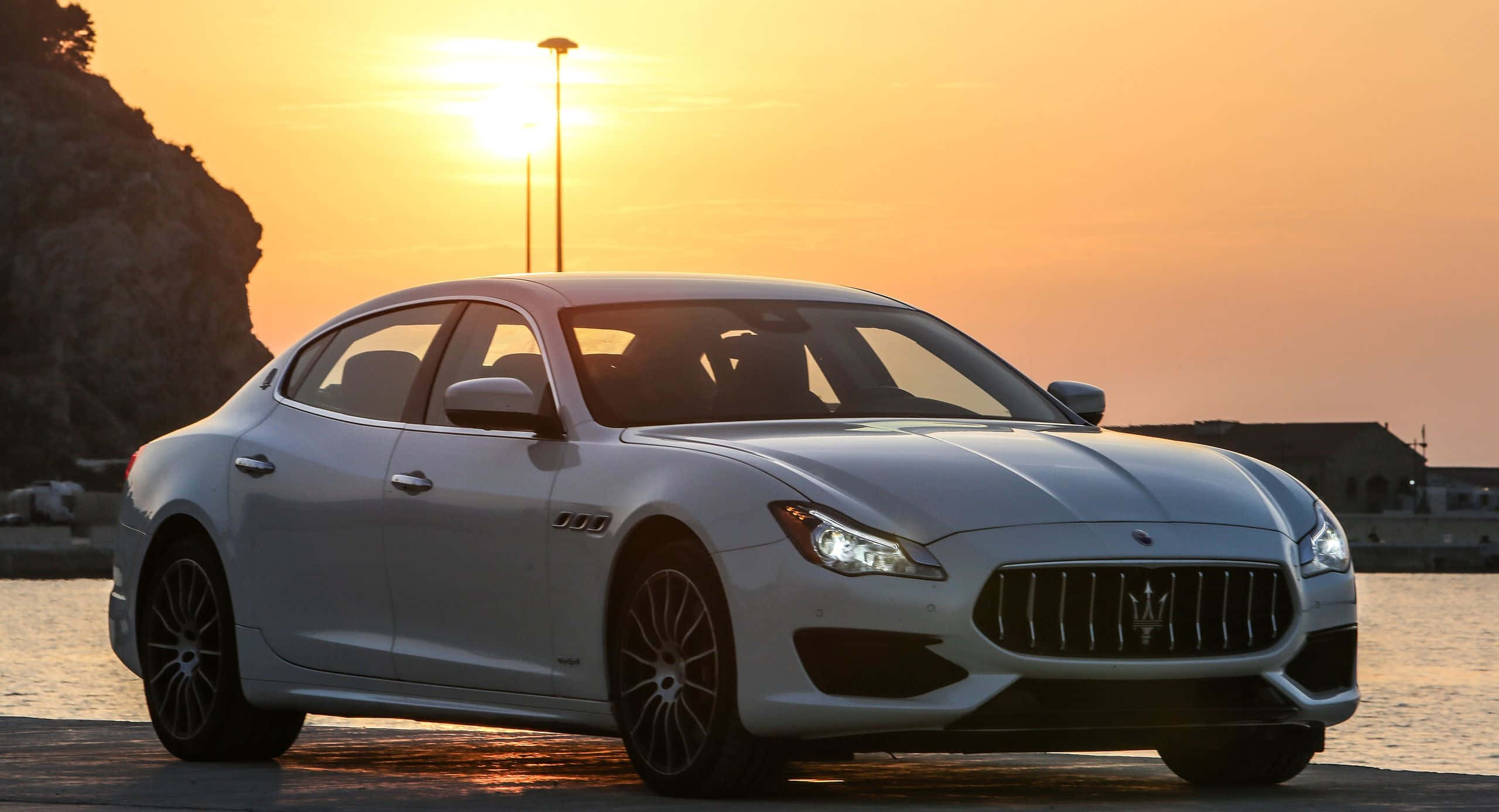 Maserati Quattroporte, silver, sunset, 2K Desktop Wallpaper