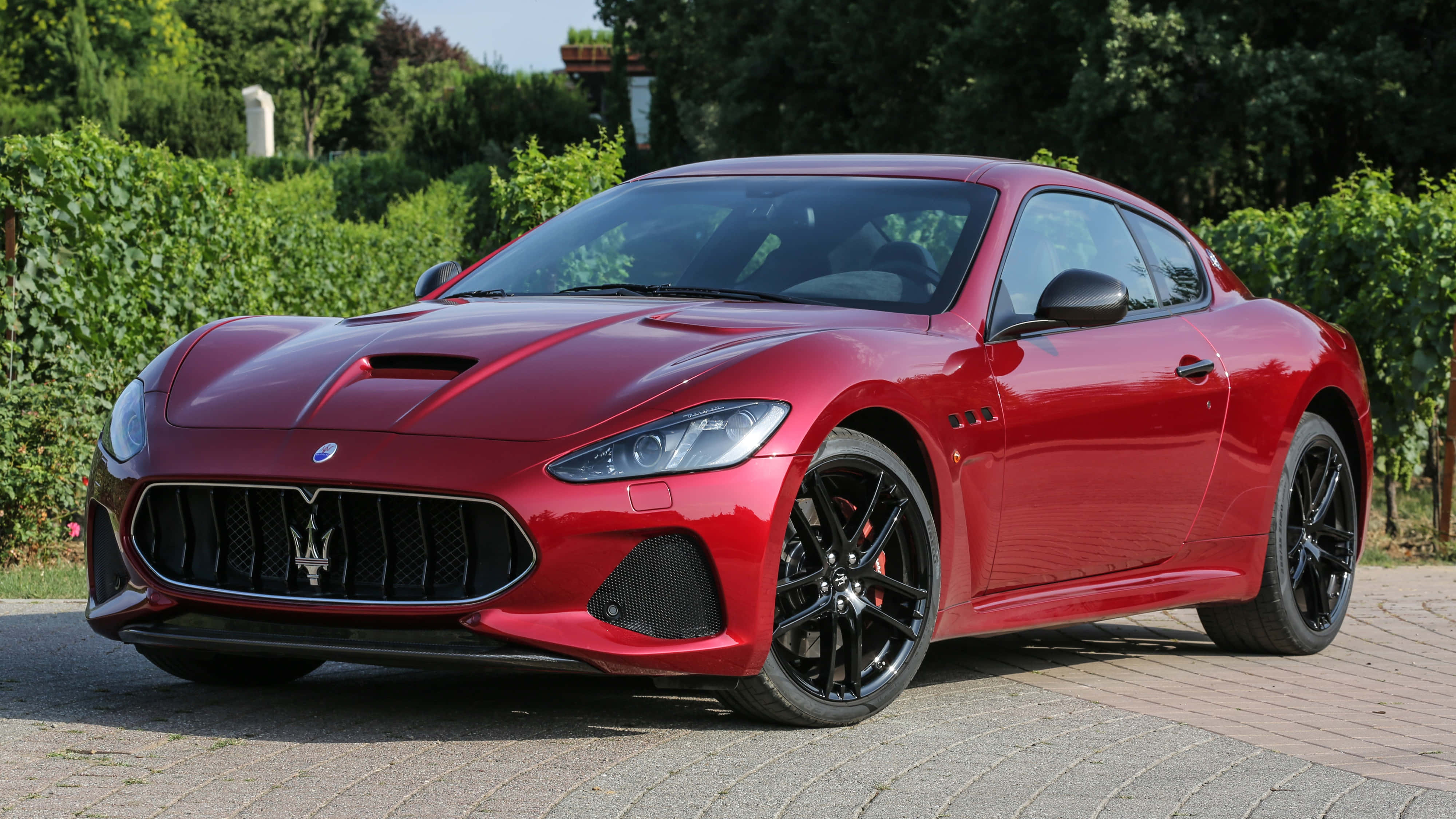 Maserati, red, glossy, 4K Desktop Wallpaper