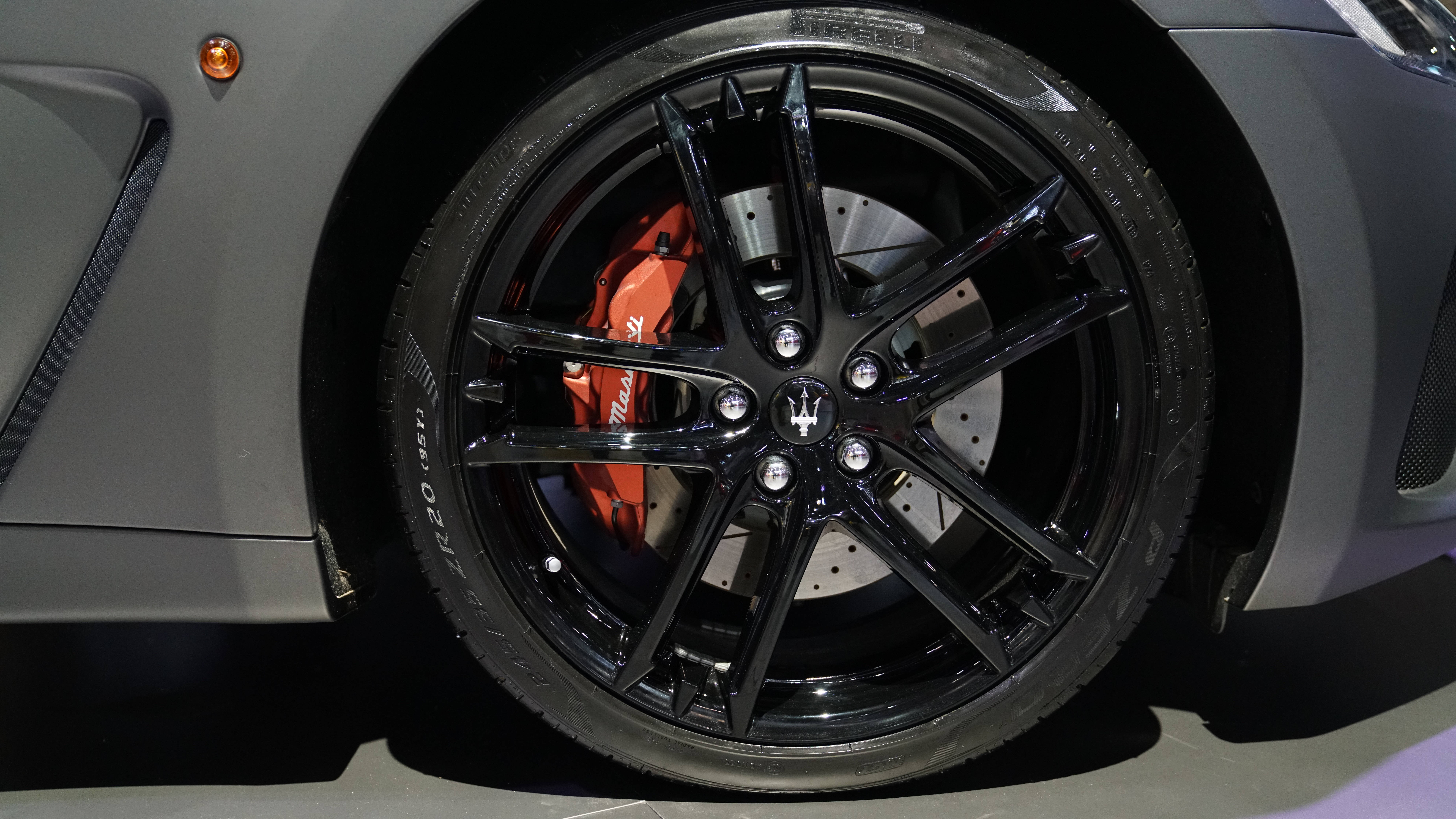 Maserati, black tire cover, gray sports car wheel, 8K Desktop Wallpaper