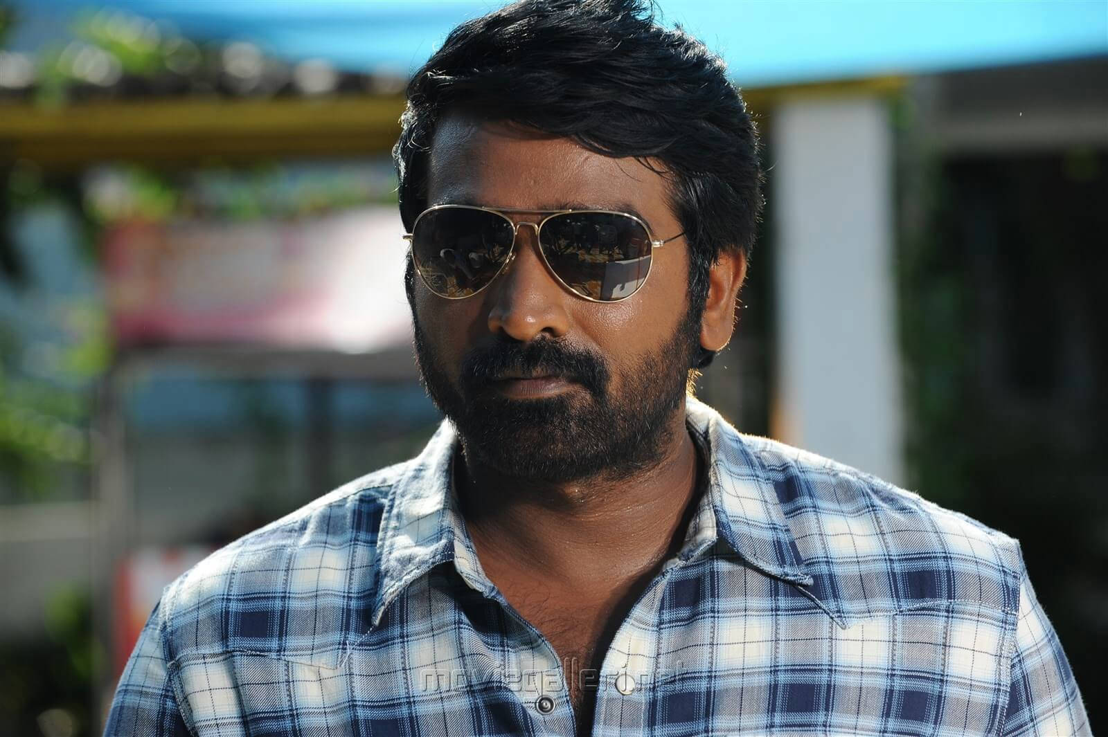 Master Vijay, beard, aviator sunglasses, HD Desktop Wallpaper
