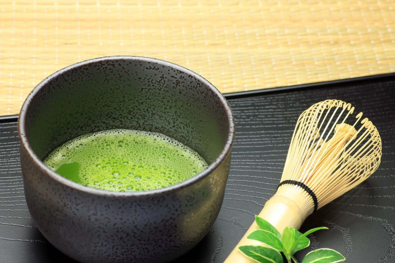 matcha, speckled ceramic bowl, frothy green matcha tea, HD Desktop Wallpaper