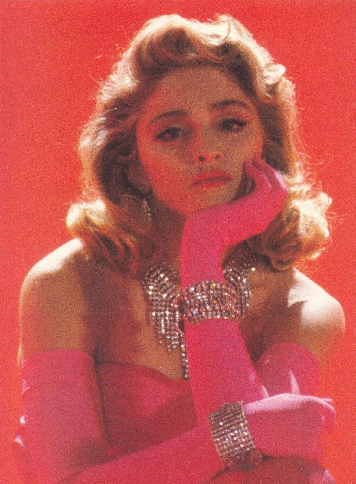 Material Gworl, pink gloves, jeweled accessories, HD Phone Wallpaper