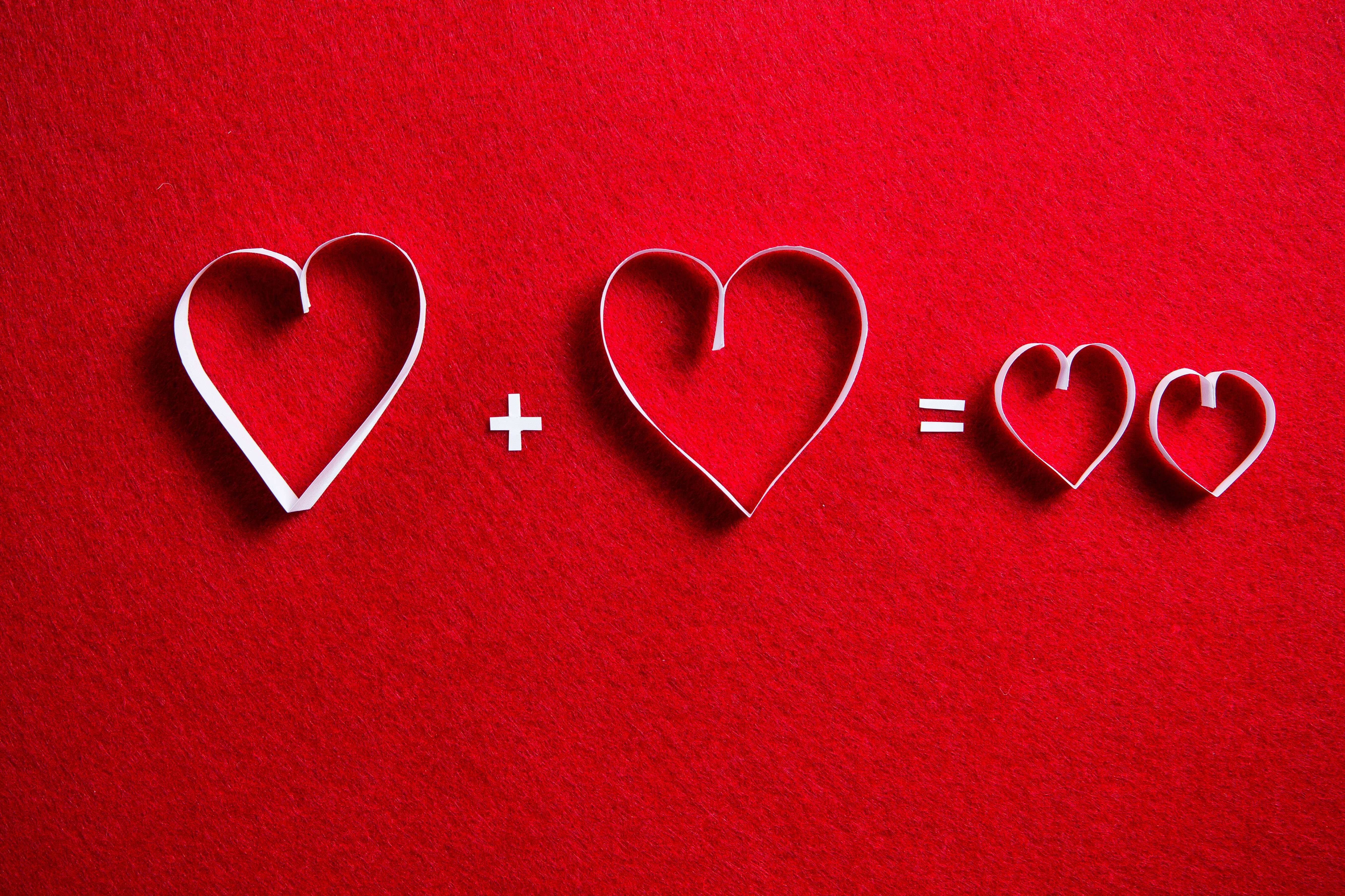 red 4k uhd heart math, white paper hearts, vibrant red textured background, 5K Desktop Wallpaper