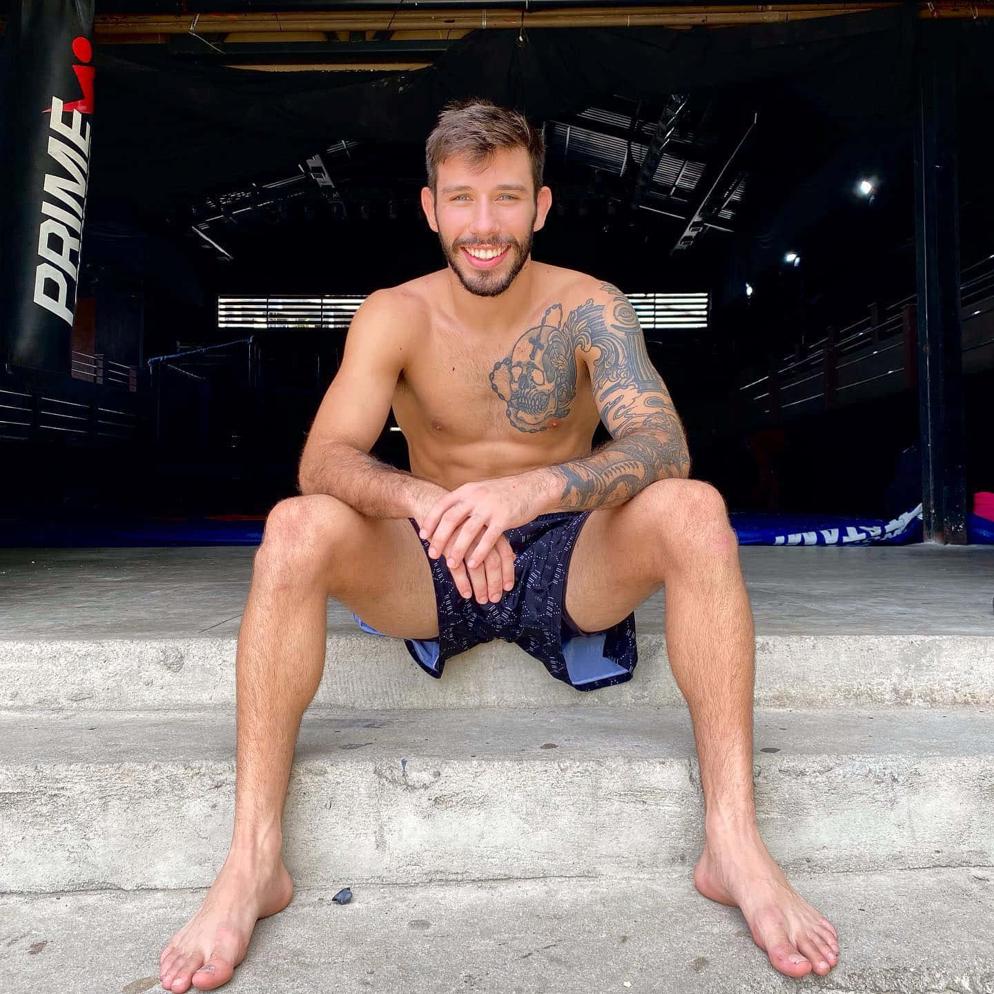 Matheus Nicolau, concrete stairs, blue shorts, HD Desktop Wallpaper