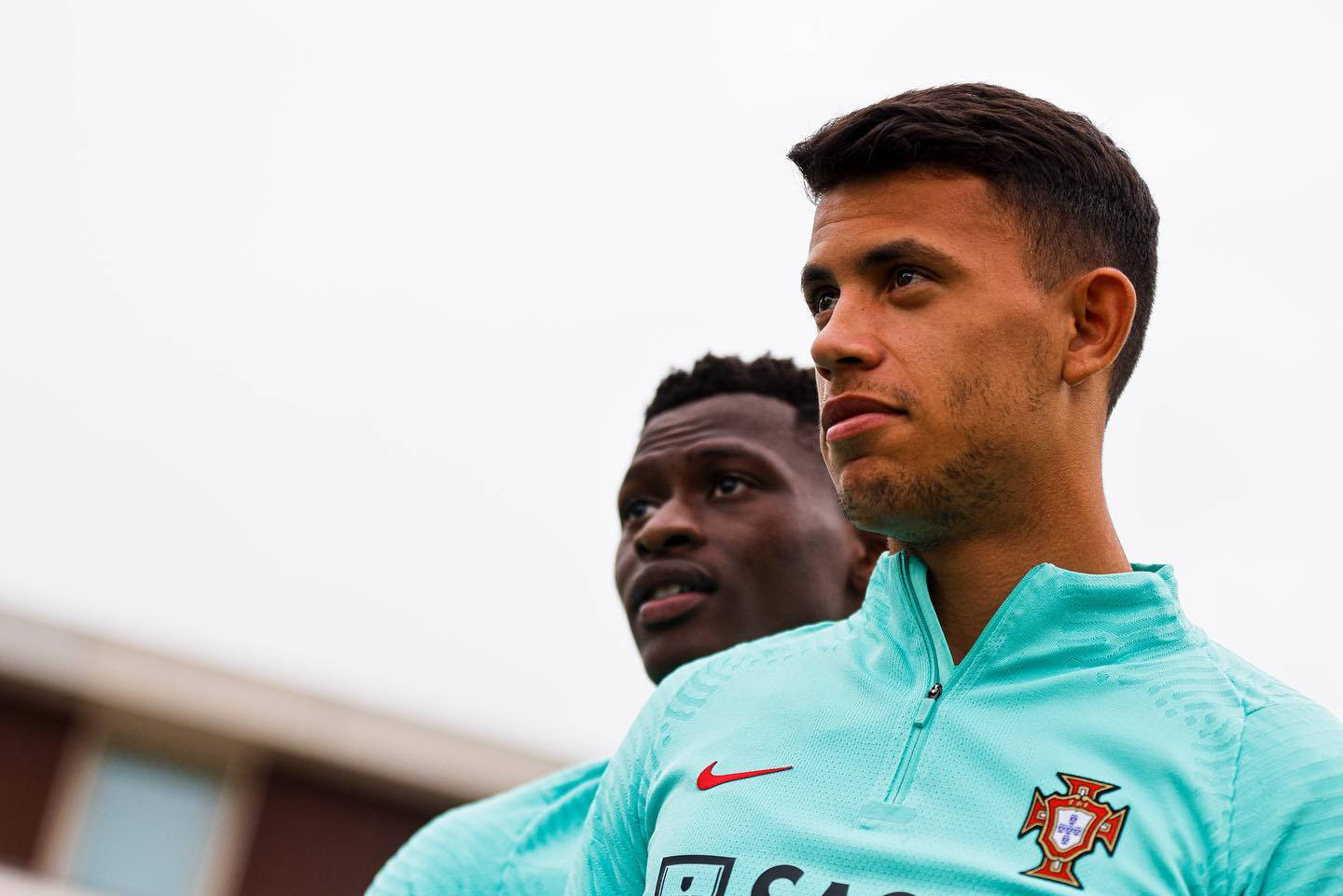 Matheus Nunes, teal Portugal training kits, pale sky, HD Desktop Wallpaper