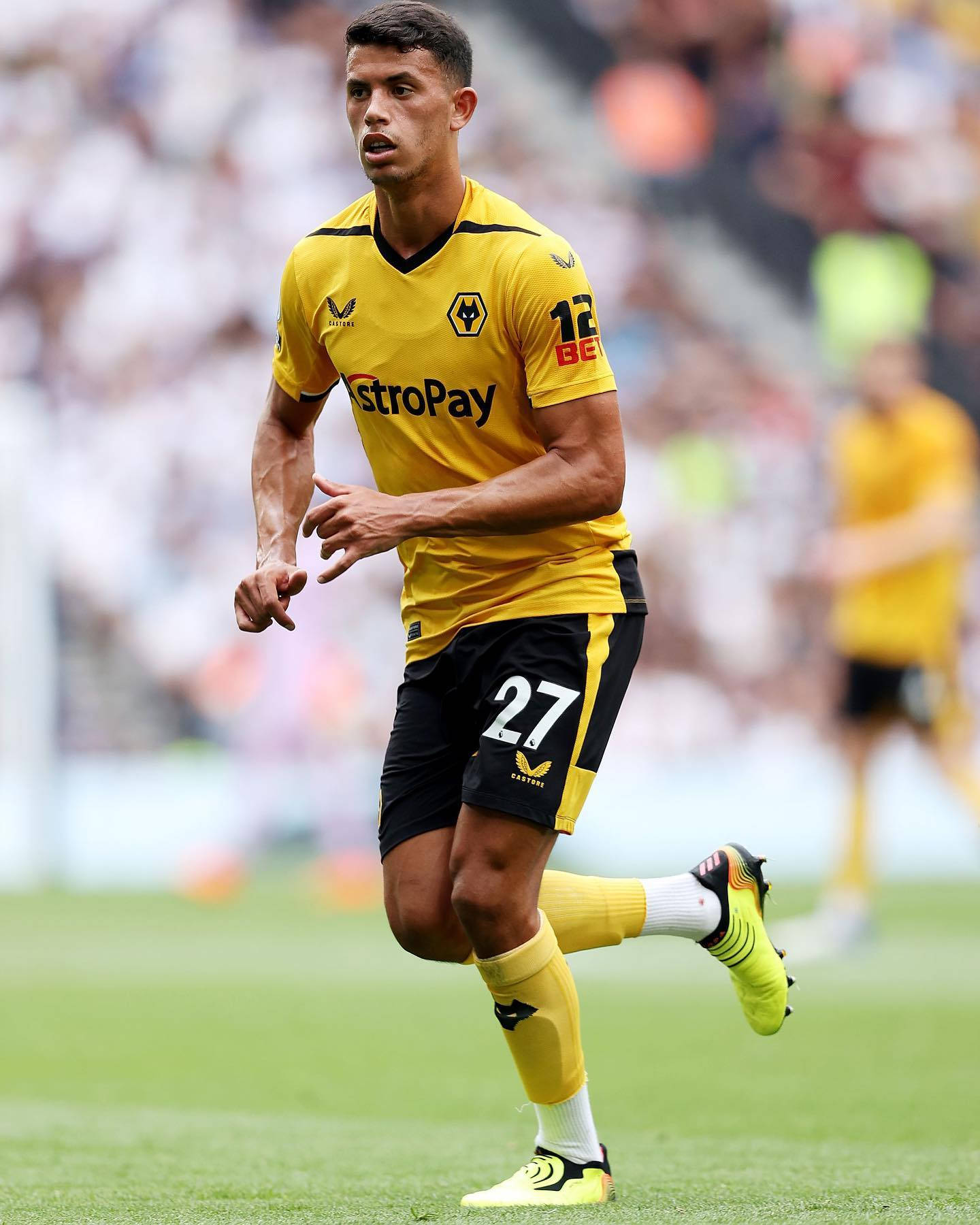 Matheus Nunes, yellow and black uniform, vibrant green pitch, HD Phone Wallpaper
