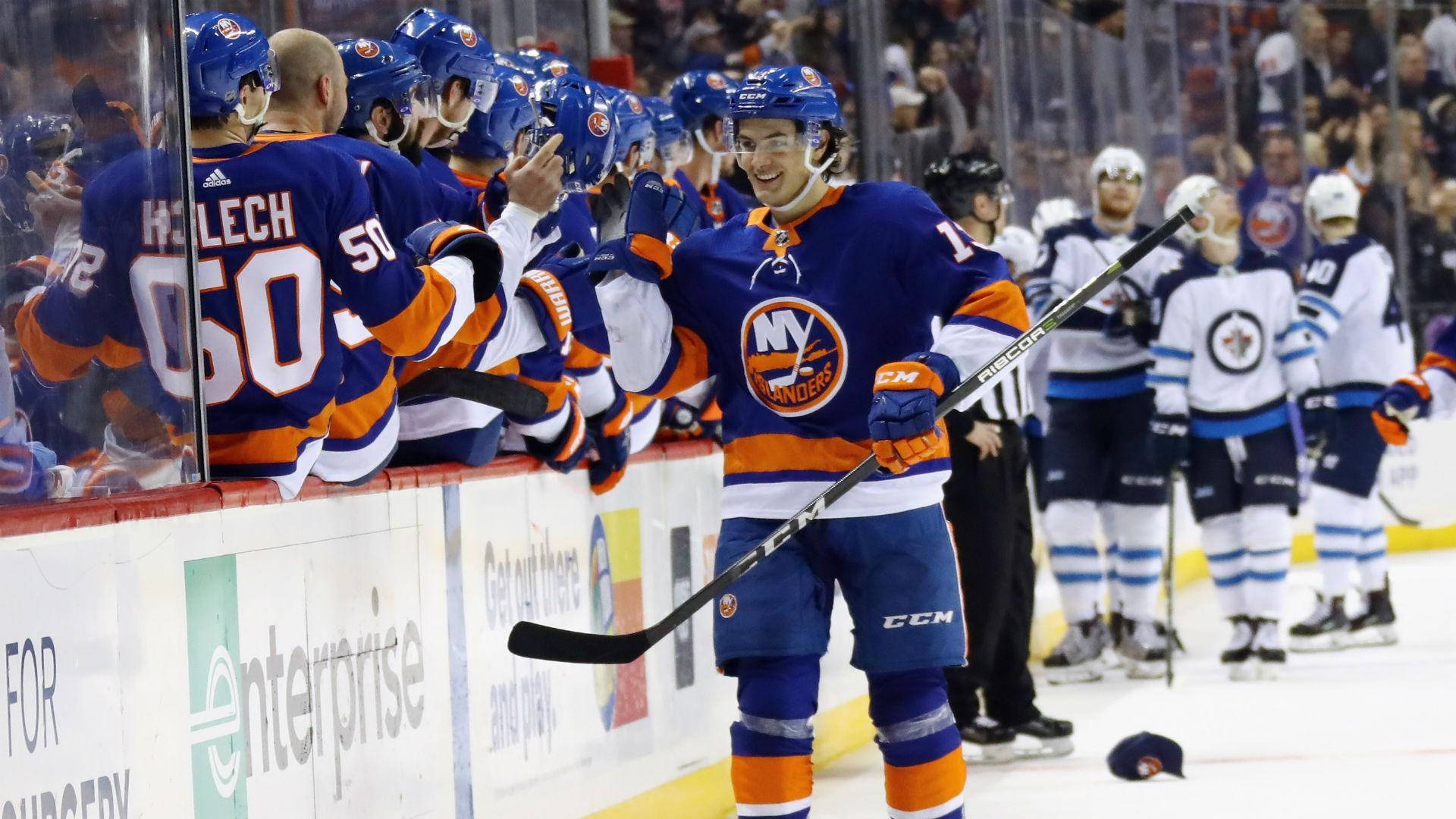 Mathew Barzal, blue and orange Islanders jersey, rinks side, Full HD Desktop Wallpaper