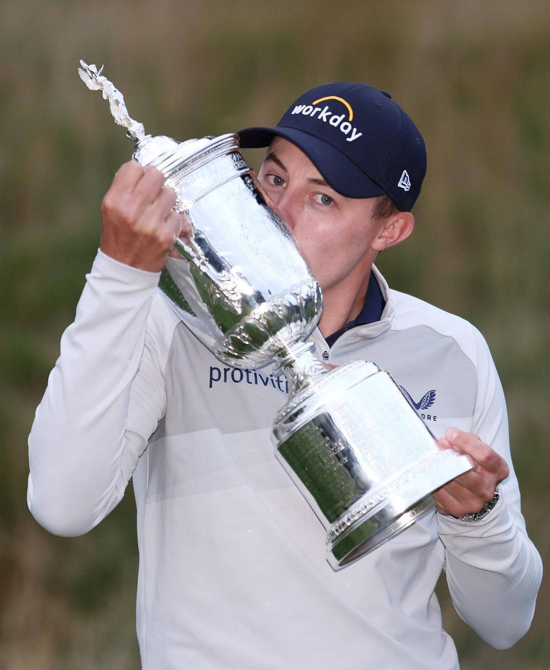 Matt Fitzpatrick, silver trophy, navy cap, HD Phone Wallpaper