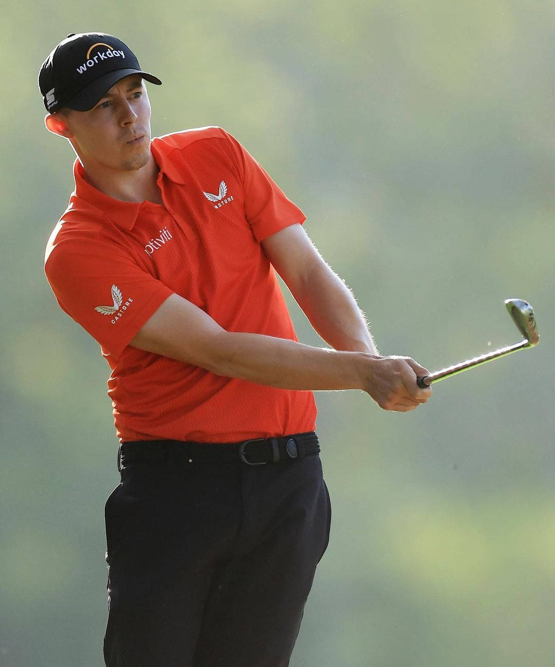 Matt Fitzpatrick, bright orange polo shirt, golf club, HD Phone Wallpaper
