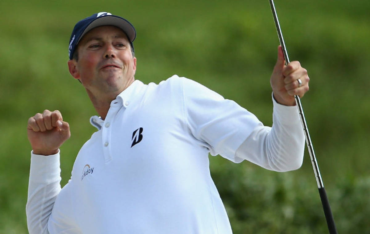 Matt Kuchar, white shirt, cap, SD Desktop Wallpaper