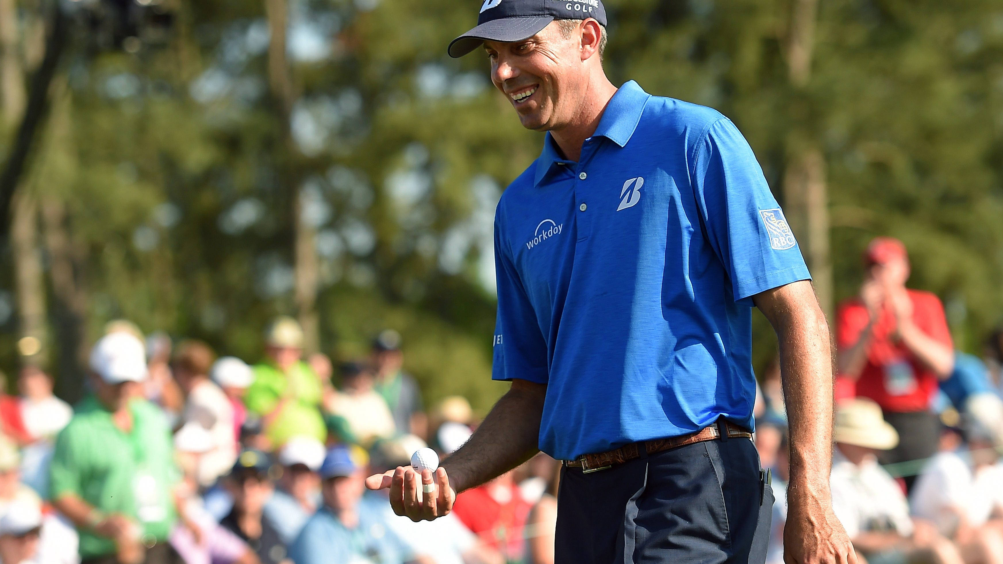 Matt Kuchar, blue polo shirt, golf ball, 2K Desktop Wallpaper