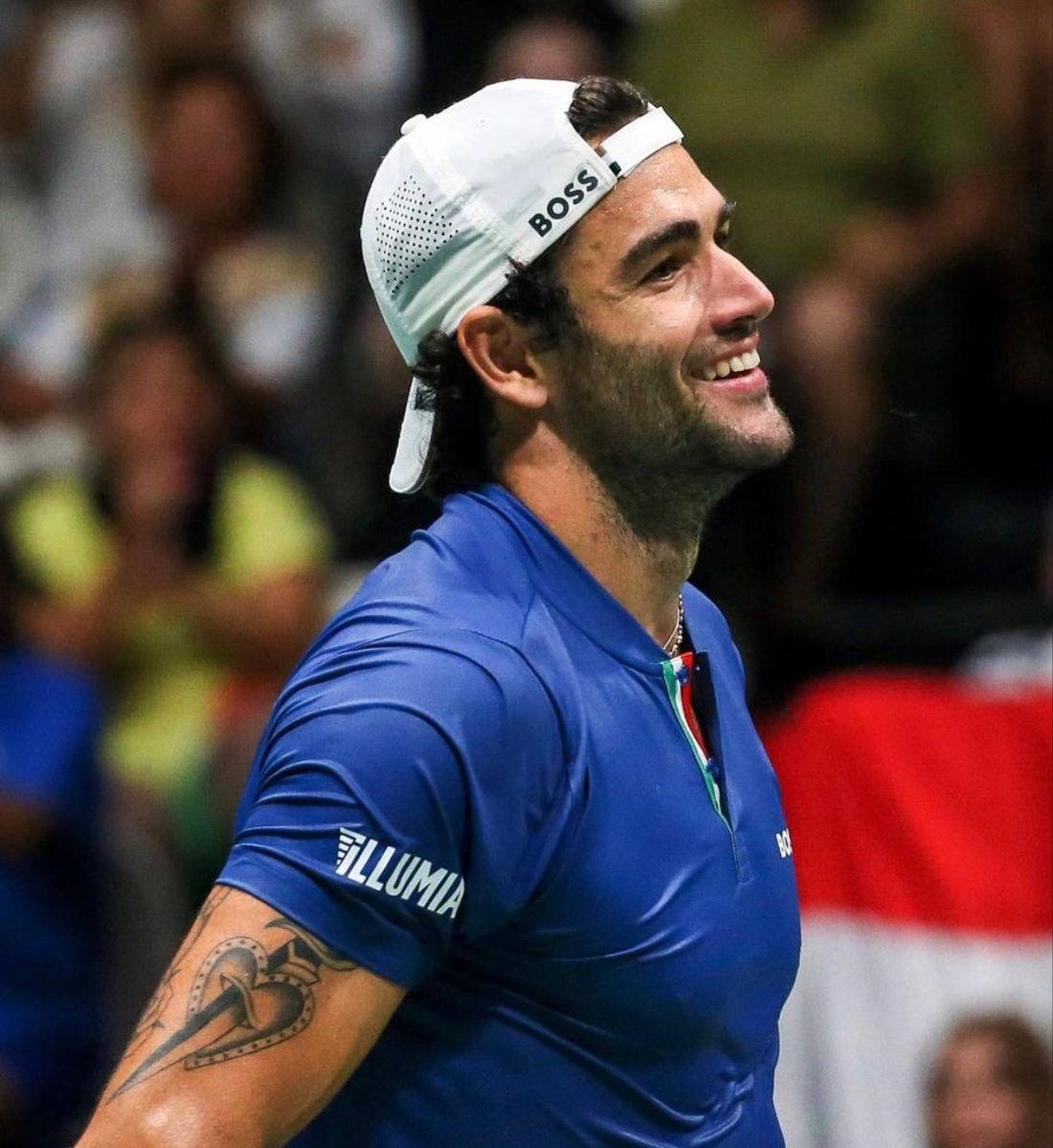 Matteo Berrettini, blue shirt, white cap, SD Phone Wallpaper