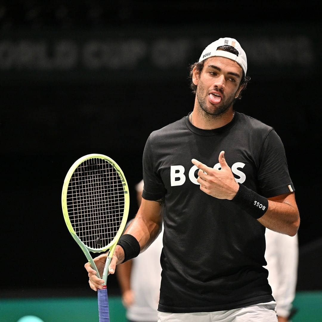 Matteo Berrettini, BOSS shirt, lime green racket, SD Desktop Wallpaper