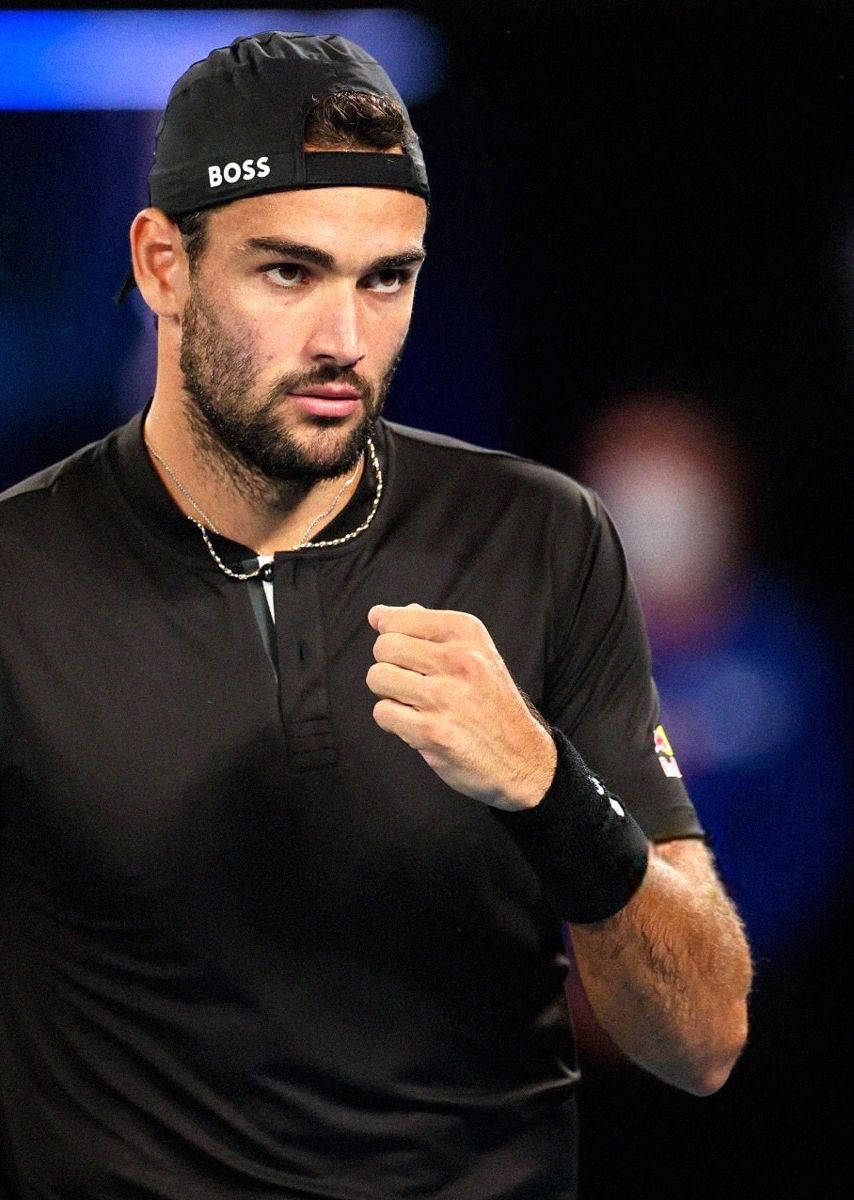 Matteo Berrettini, black shirt, stadium lights, SD Phone Wallpaper