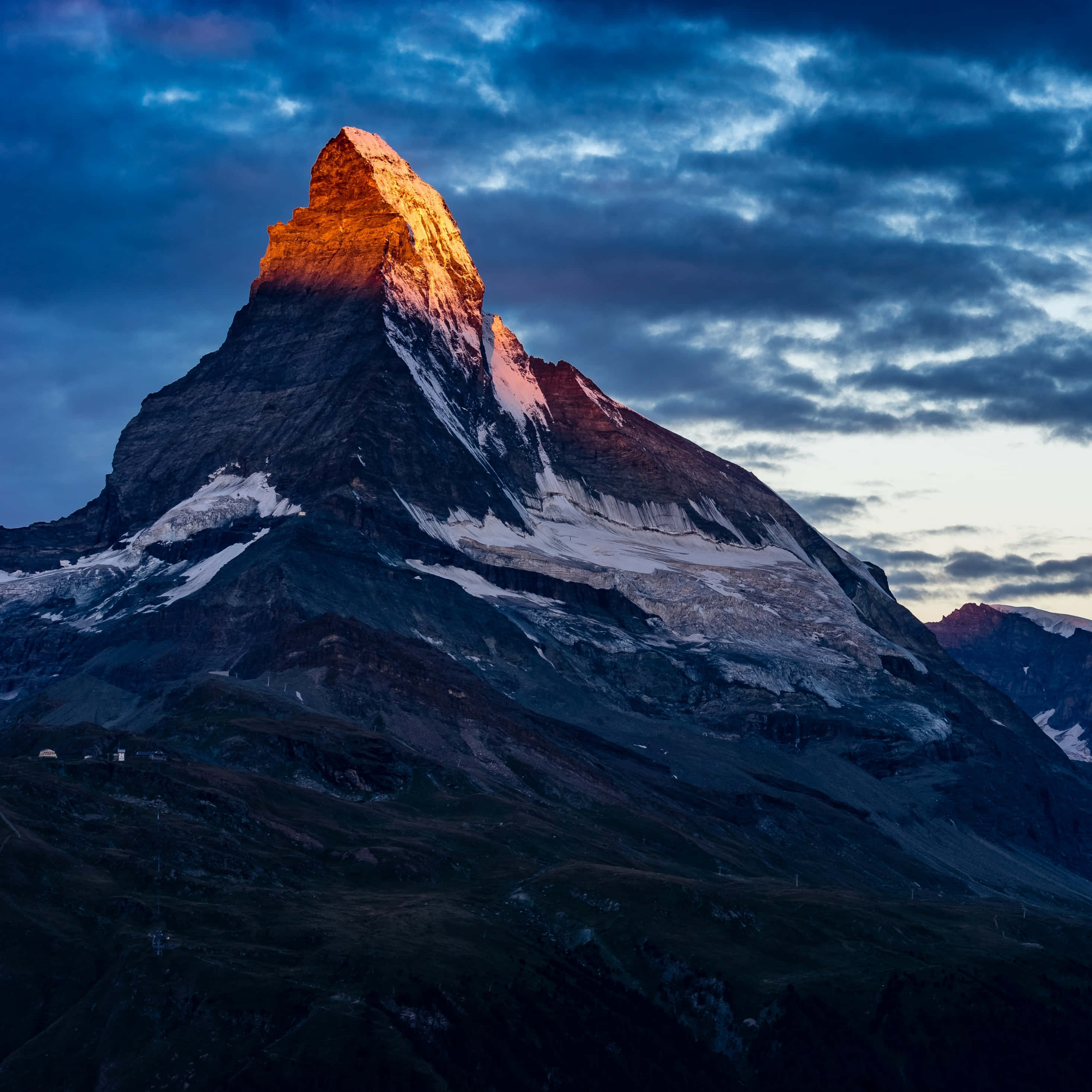 Matterhorn, sunlight, snow-capped mountain peak, 2K Desktop Wallpaper