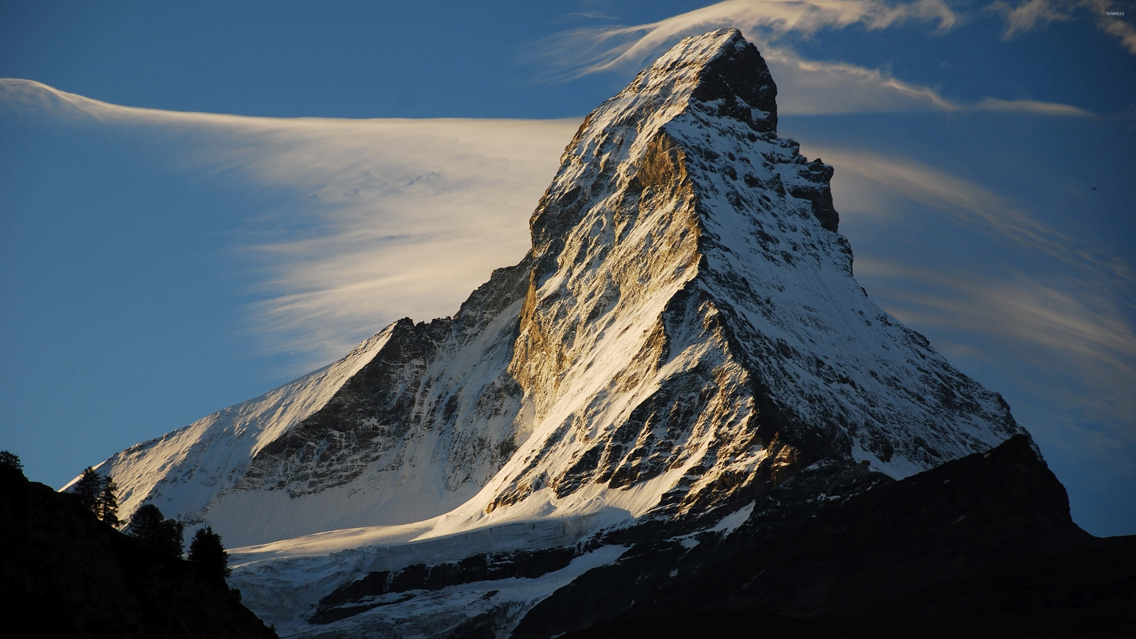 Matterhorn, golden sunrise light, deep blue sky, 4K Desktop Wallpaper