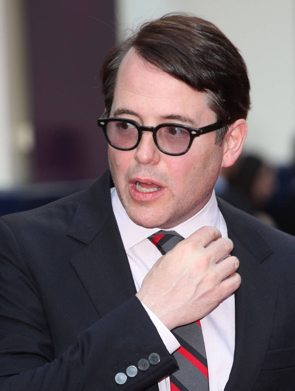 Matthew Broderick, dark suit, glasses, HD Phone Wallpaper