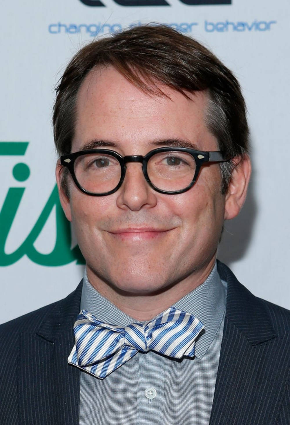 Matthew Broderick, pinstripe suit, blue-white striped bow tie, HD Phone Wallpaper