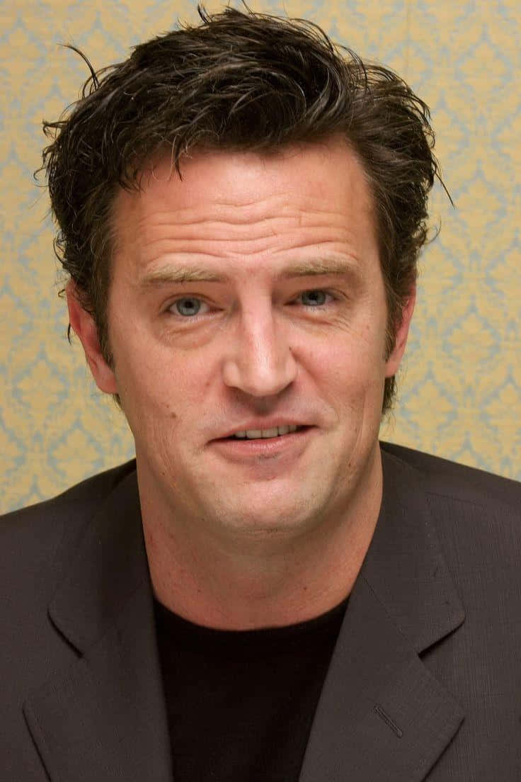Matthew Perry, dark tousled hair, blue eyes, SD Phone Wallpaper