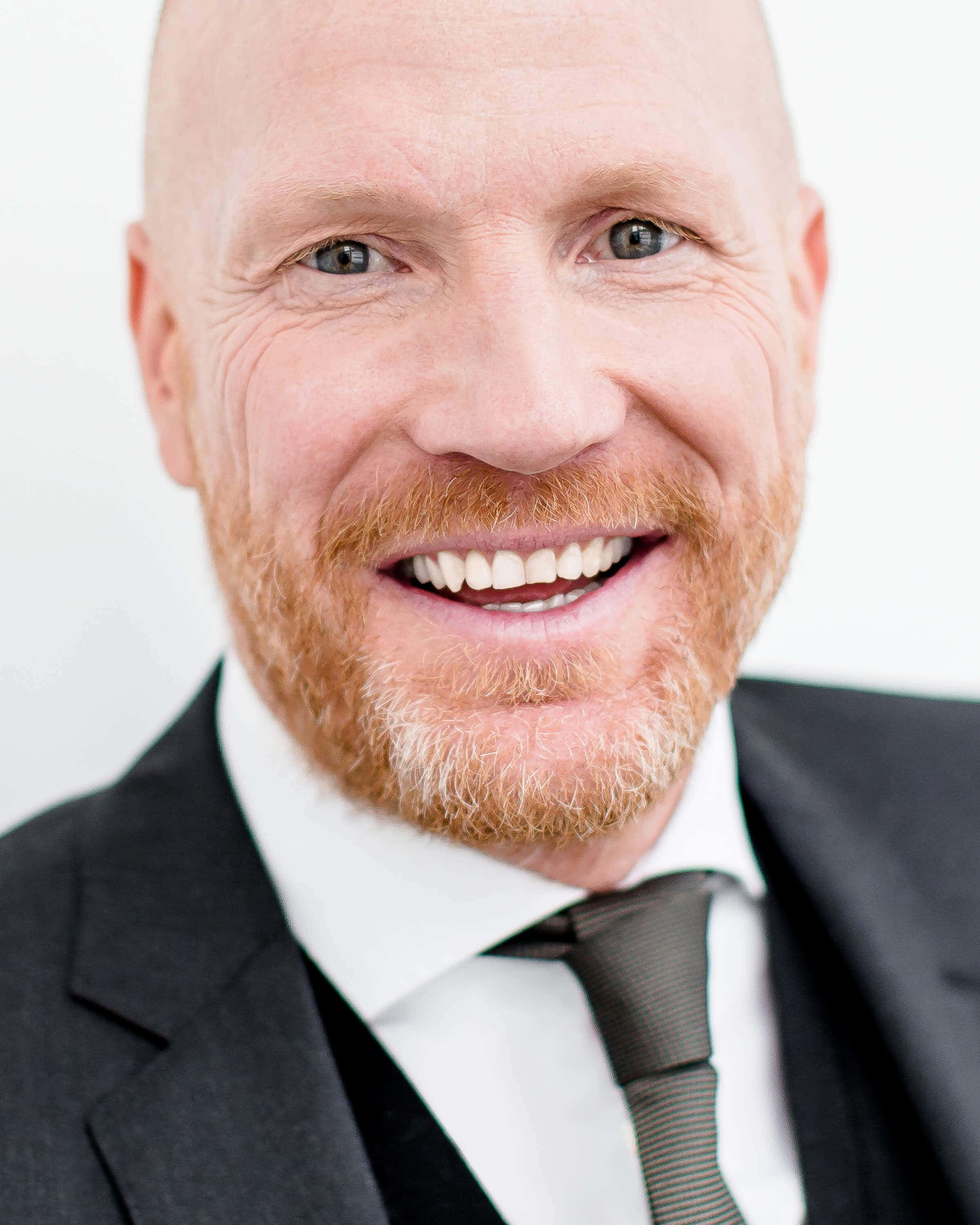 Matthias Sammer, black blazer, black suit, 2K Phone Wallpaper