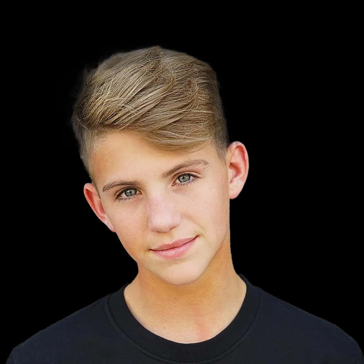 Matty B, blonde hair, blue eyes, SD Desktop Wallpaper