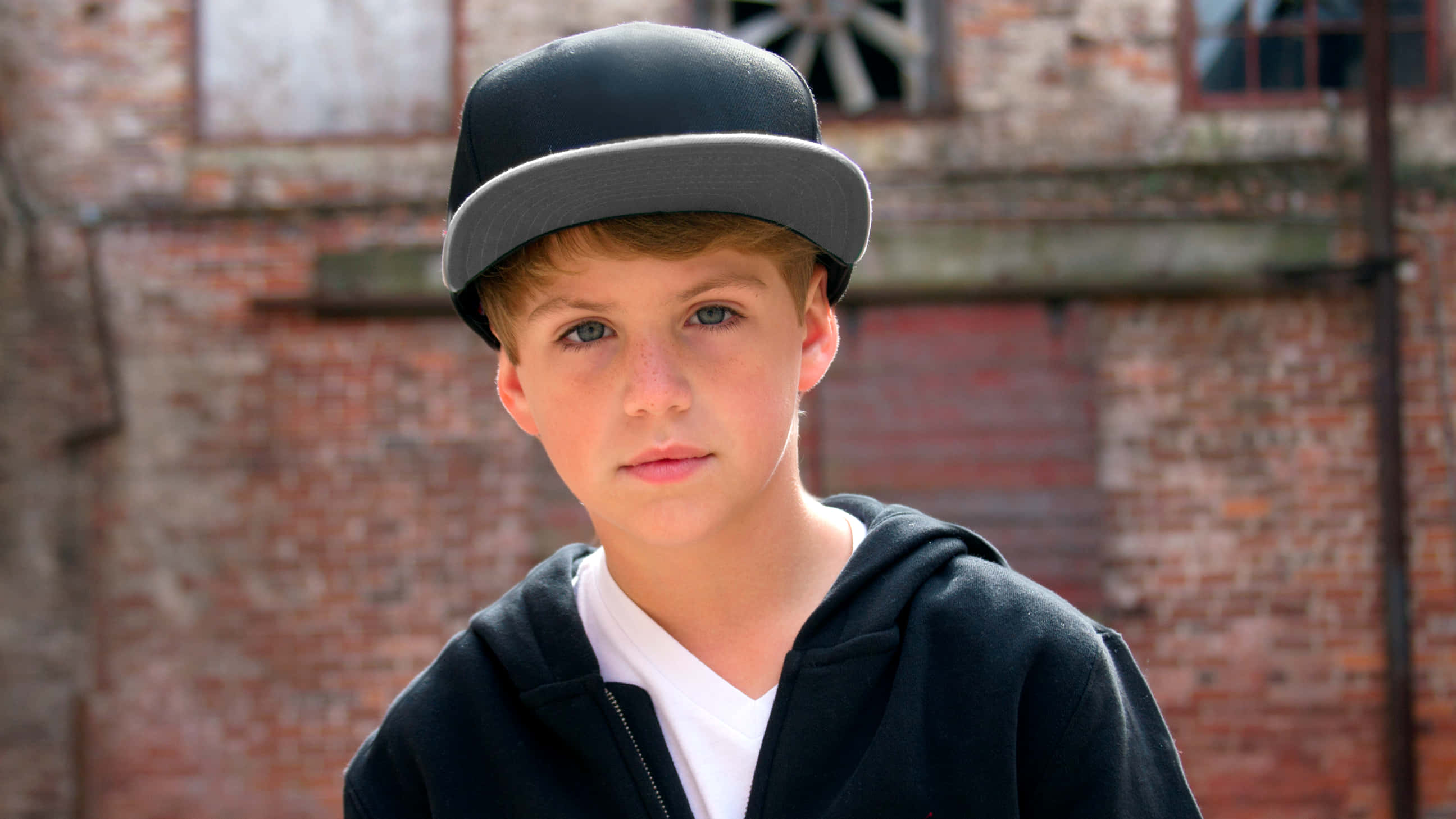 Matty B, black cap, hoodie, 2K Desktop Wallpaper