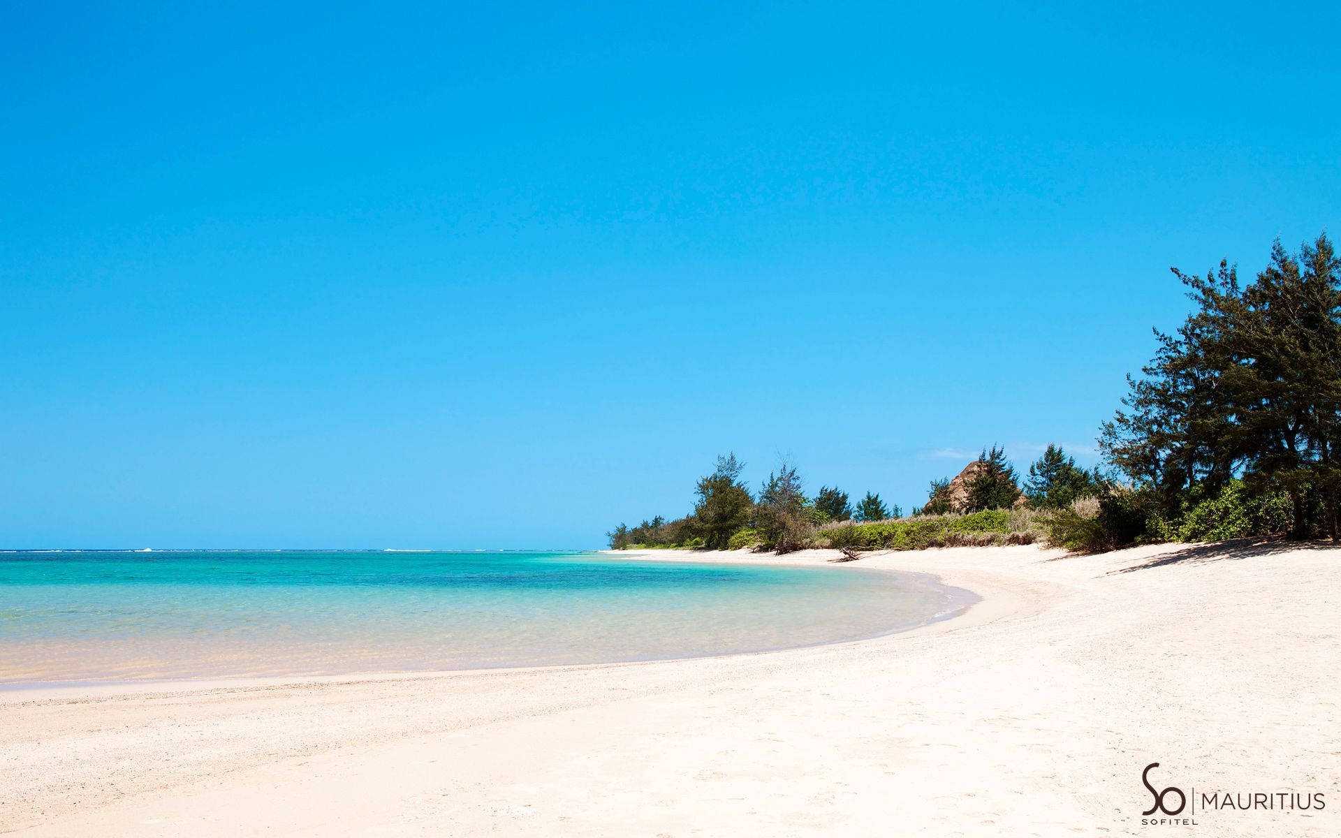 Mauritius, white sand beach, clear blue sky, Full HD Desktop Wallpaper
