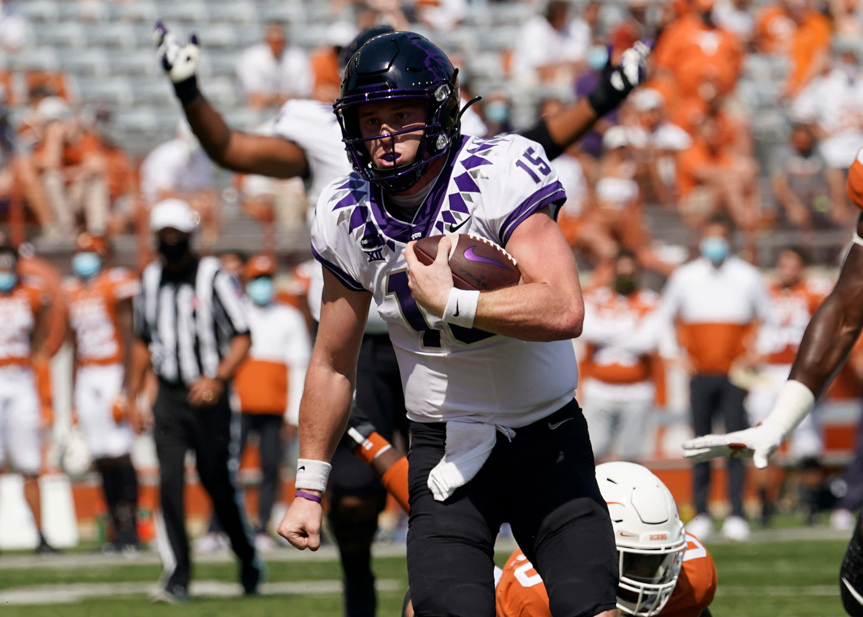 Max Duggan, quarterback, white and purple uniform, 2K Desktop Wallpaper