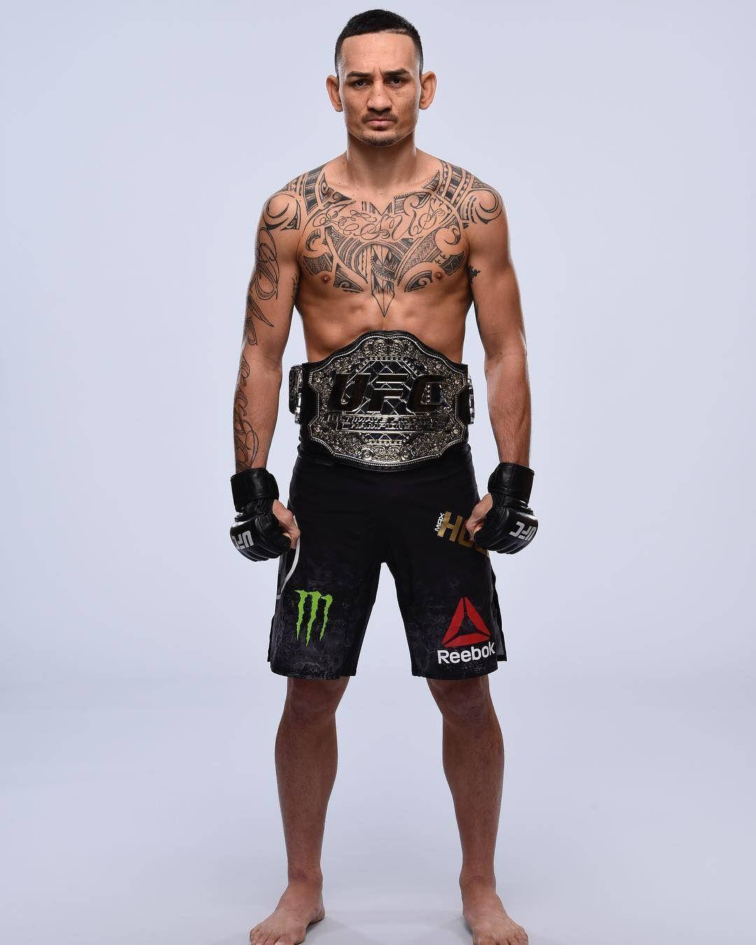 Max Holloway, championship belt, branded shorts, HD Phone Wallpaper