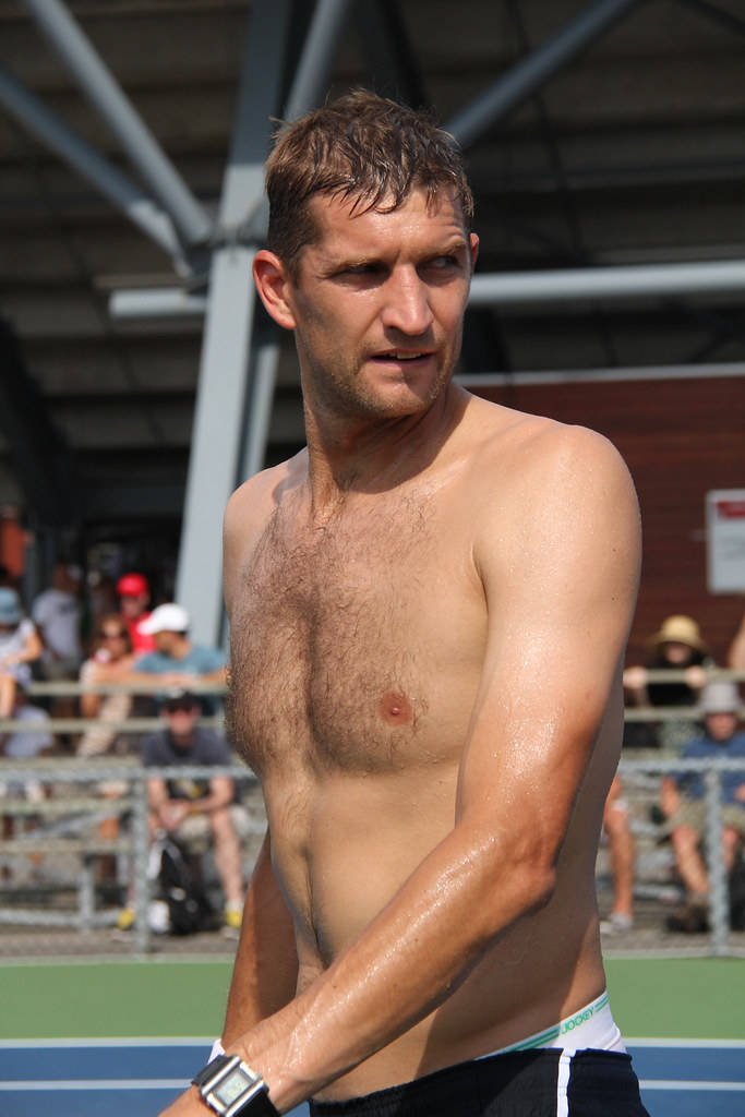 Max Mirnyi, tennis player, sunlit outdoor court, SD Phone Wallpaper