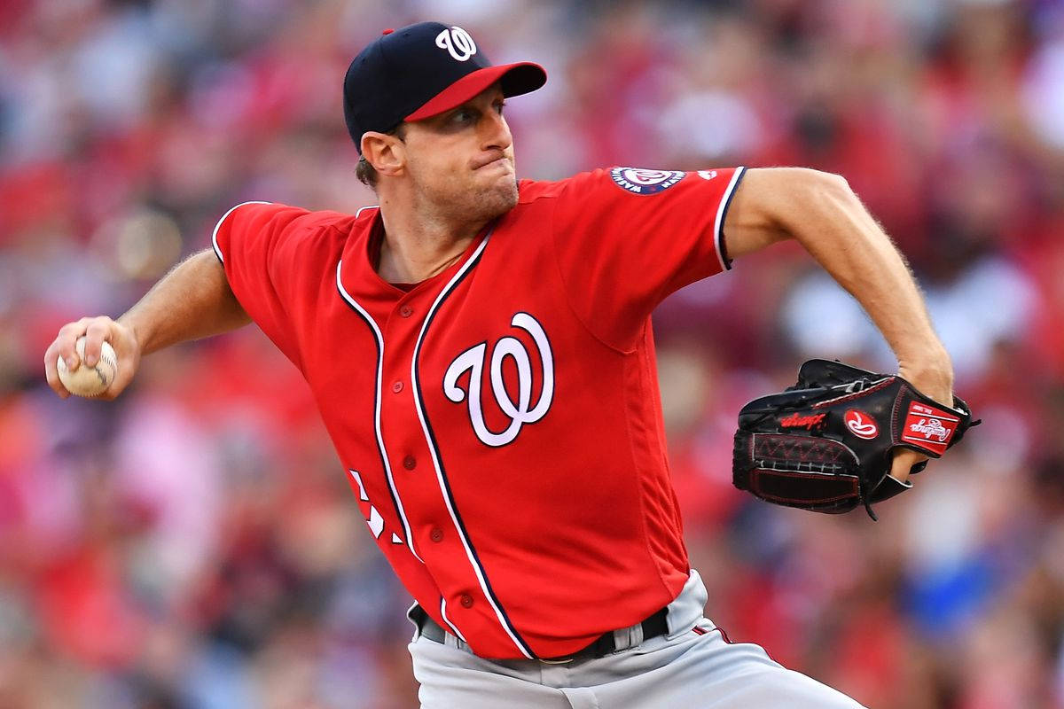 Max Scherzer, red Washington Nationals uniform, mid-throw, SD Desktop Wallpaper