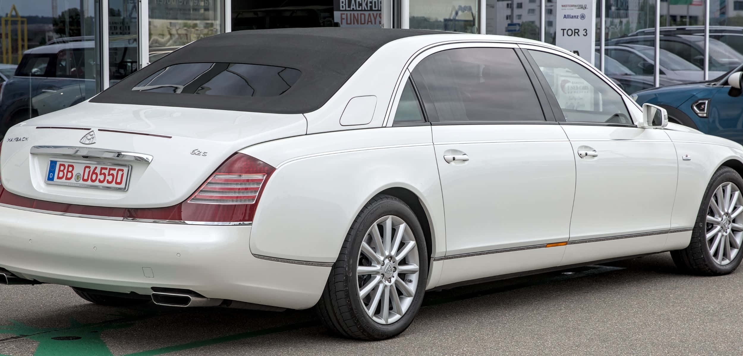 Maybach 62S, white, chrome wheels, Full HD Desktop Wallpaper