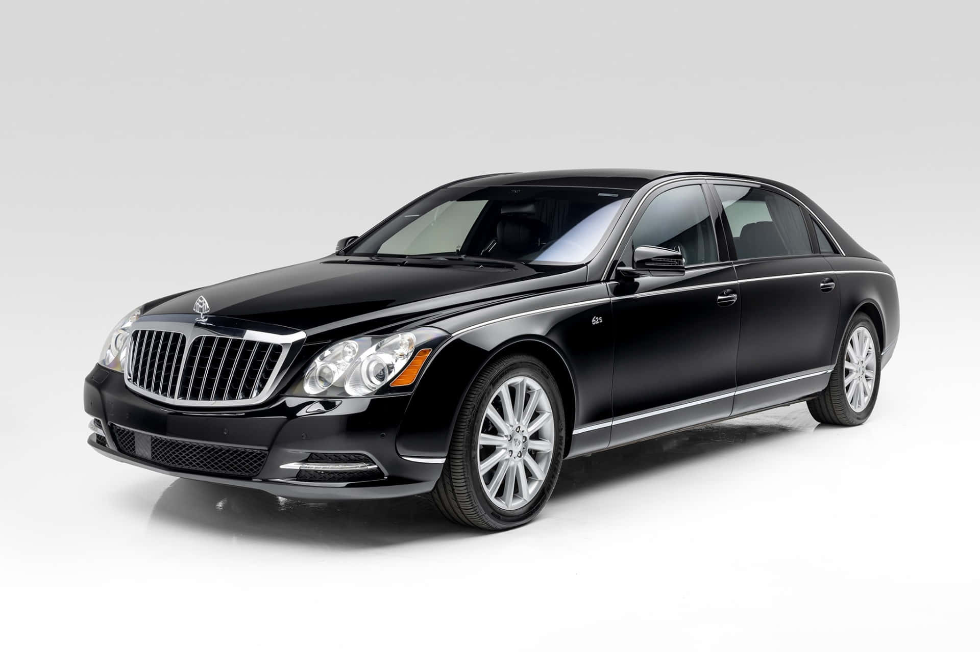 Maybach 62S, luxury sedan, sleek black, Full HD Desktop Wallpaper