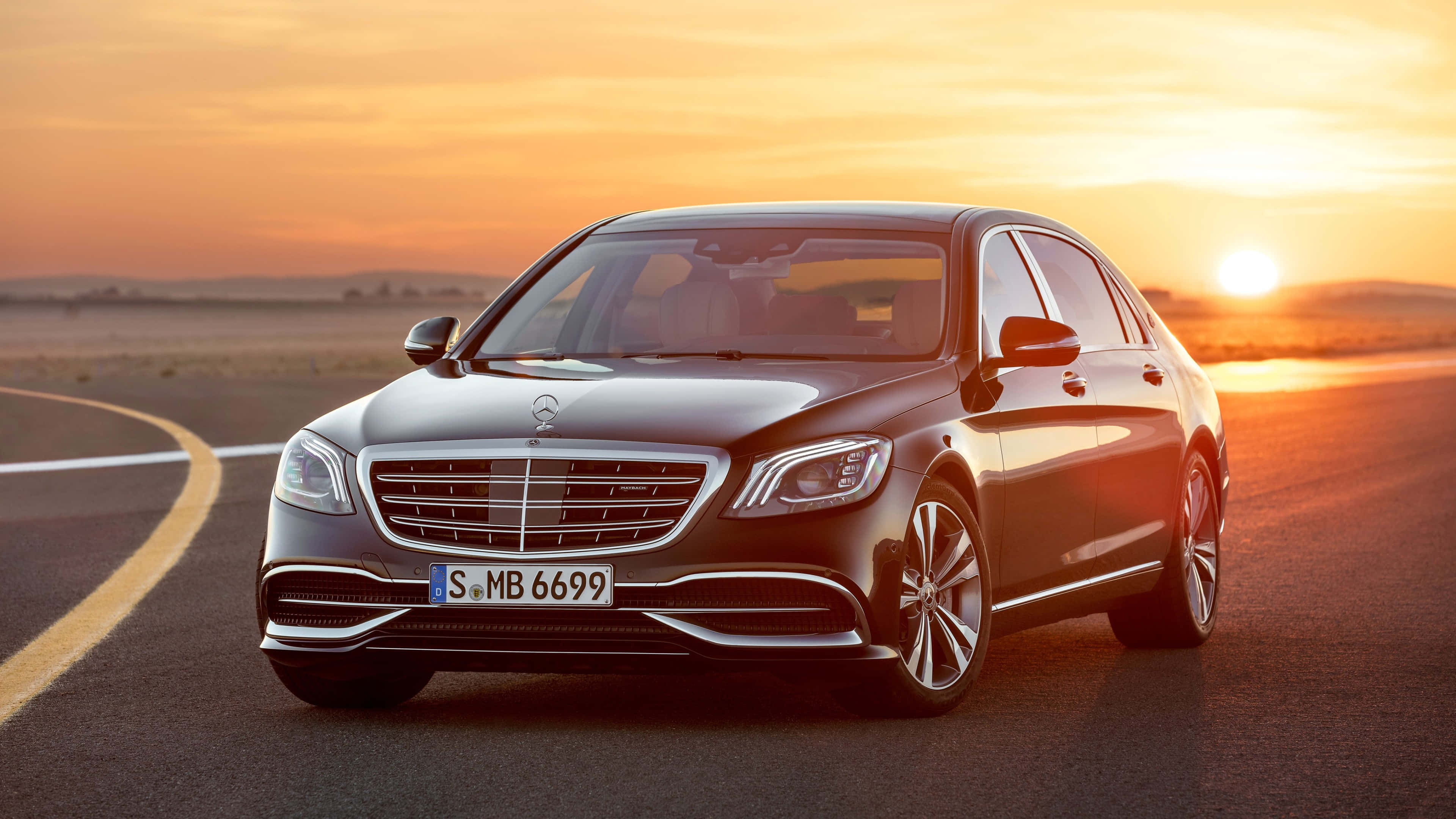 Maybach S600, sunset, desert road, 4K Desktop Wallpaper