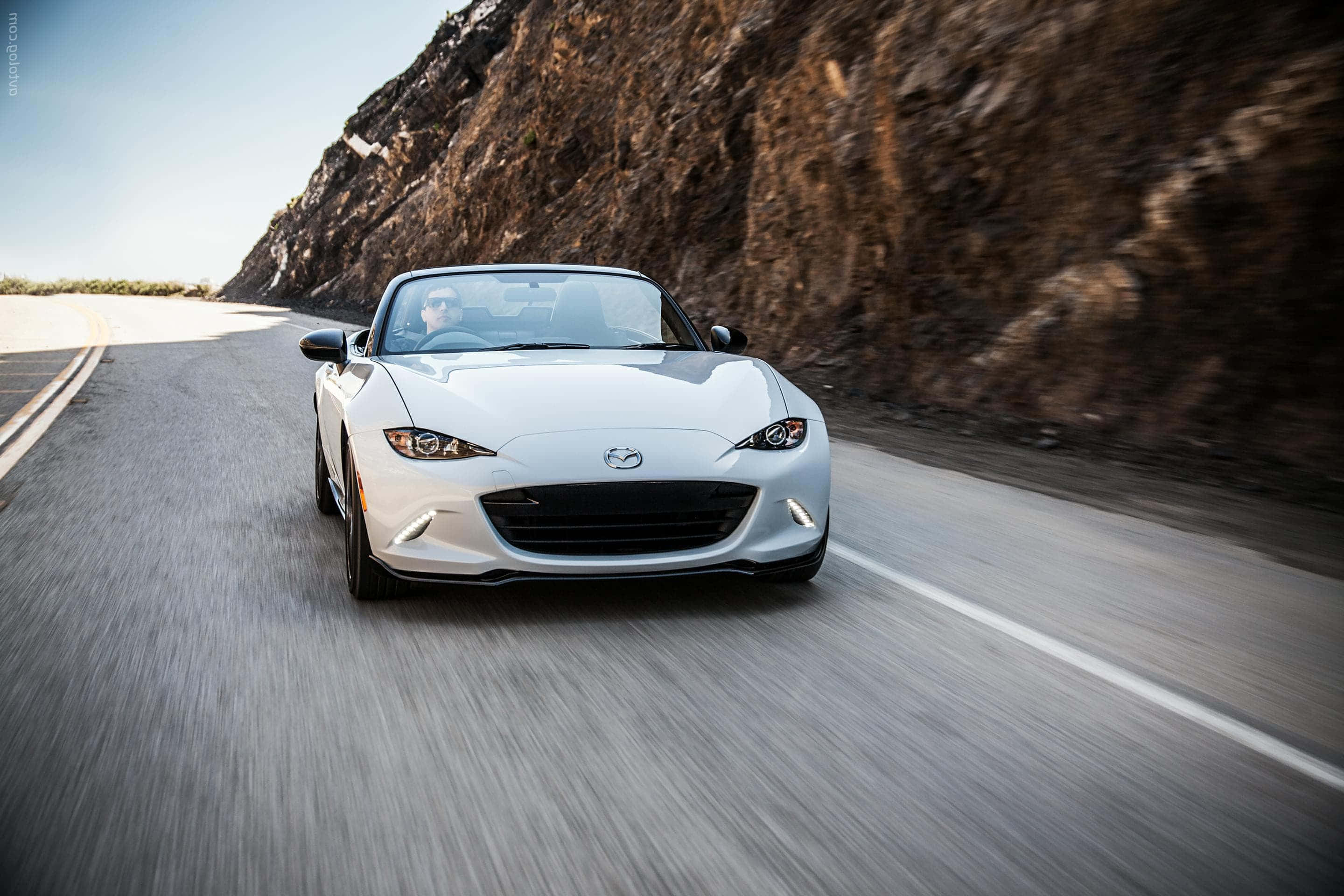 Mazda MX-5 Miata, silver, convertible, 2K Desktop Wallpaper