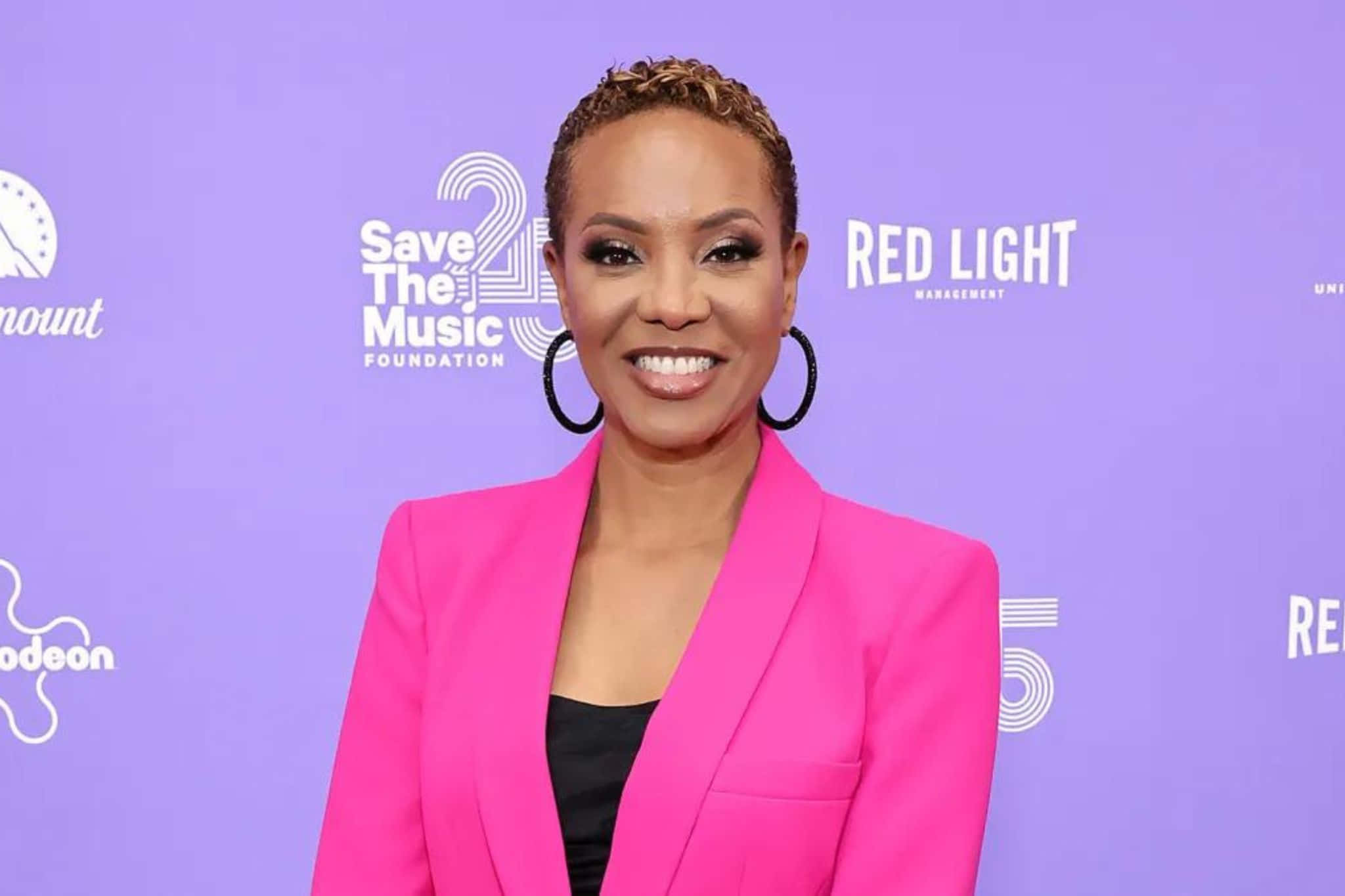 M C Lyte, pink blazer, vibrant pink, Full HD Desktop Wallpaper