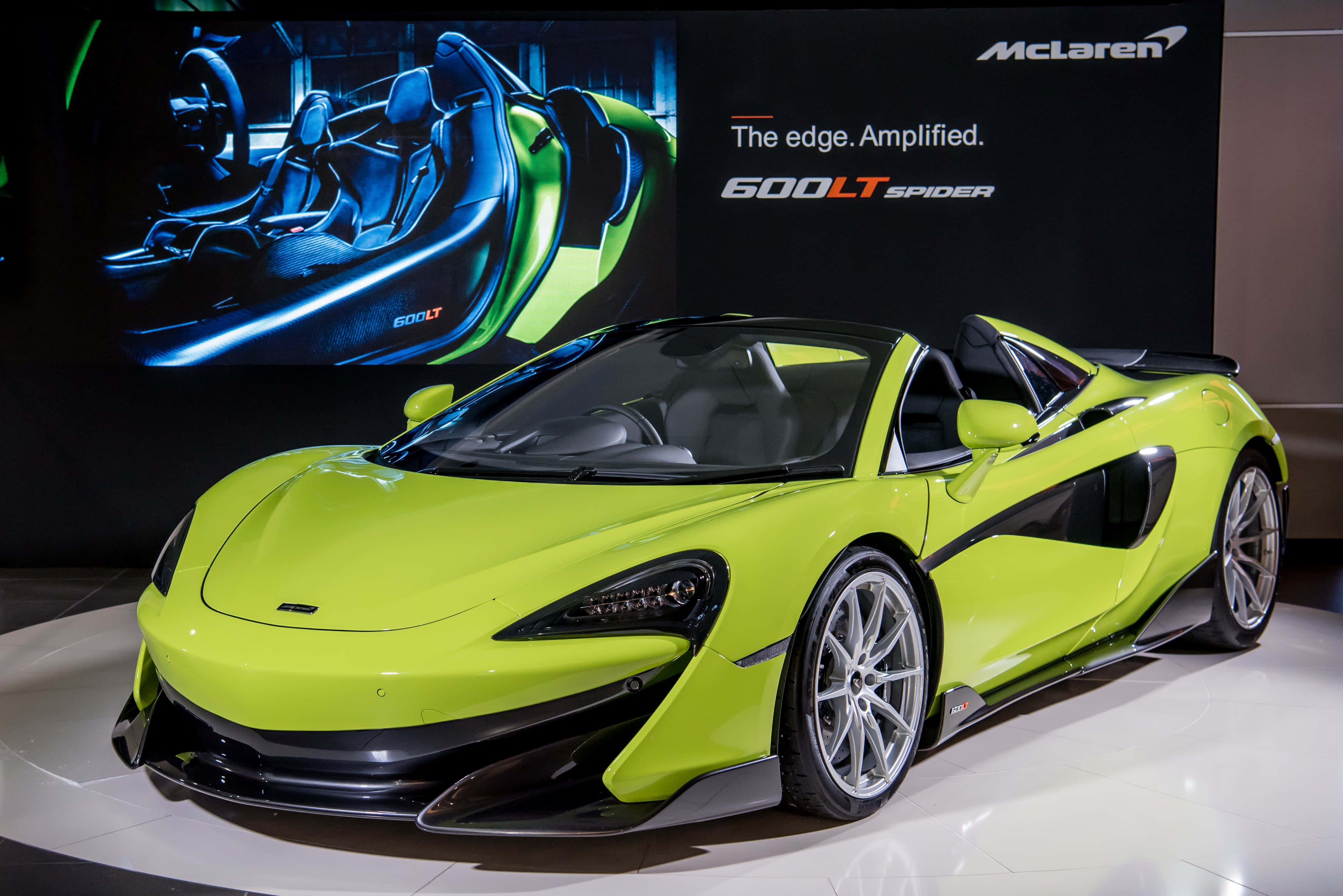 McLaren 600LT Spider, lime green, bright lights, 4K Desktop Wallpaper