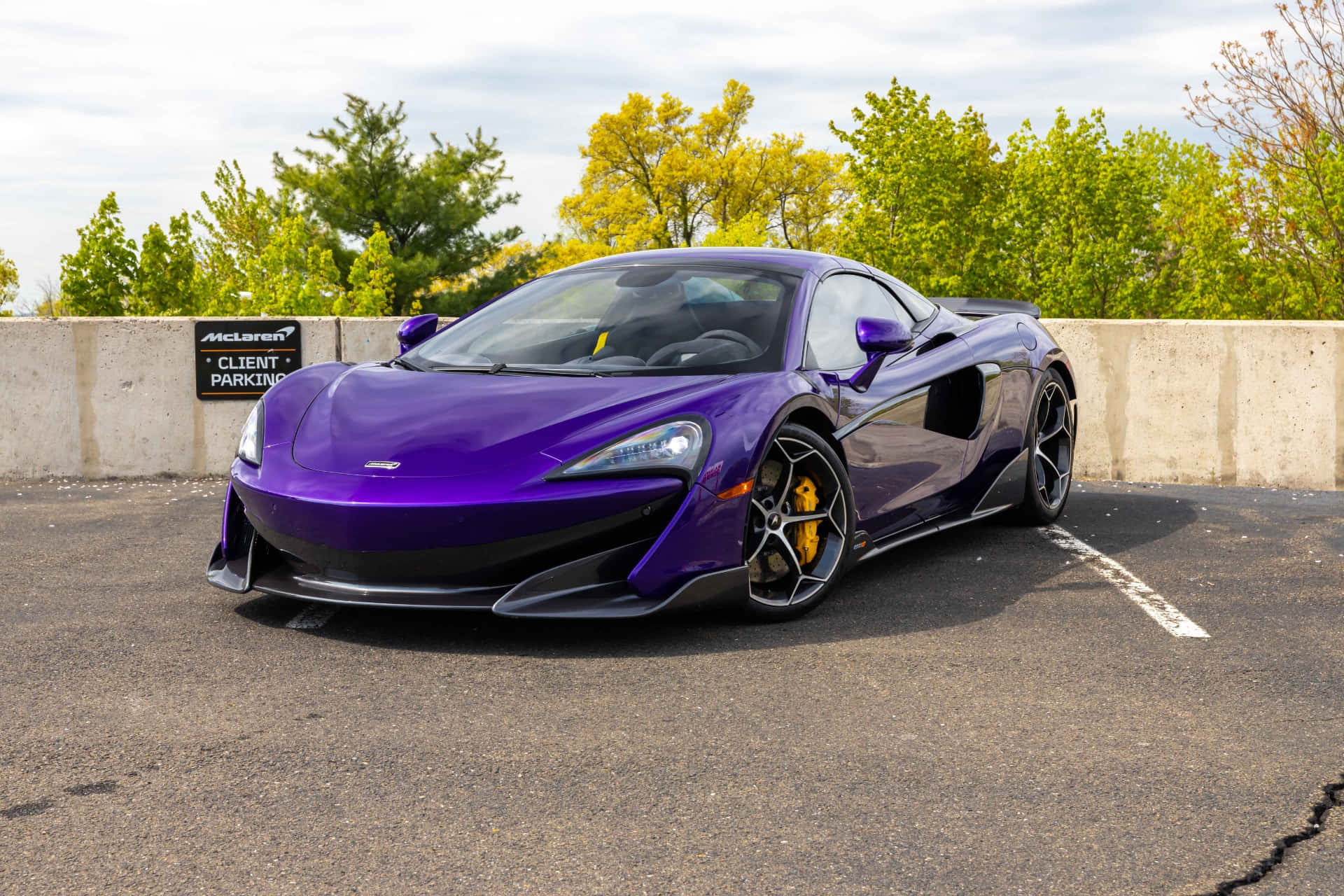 McLaren 600LT Spider, glossy purple, client parking lot, Full HD Desktop Wallpaper