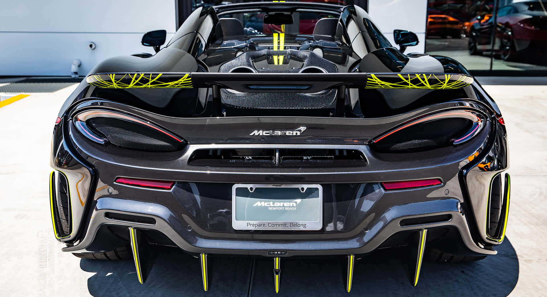 McLaren 600LT Spider, black, neon yellow accents, Full HD Desktop Wallpaper