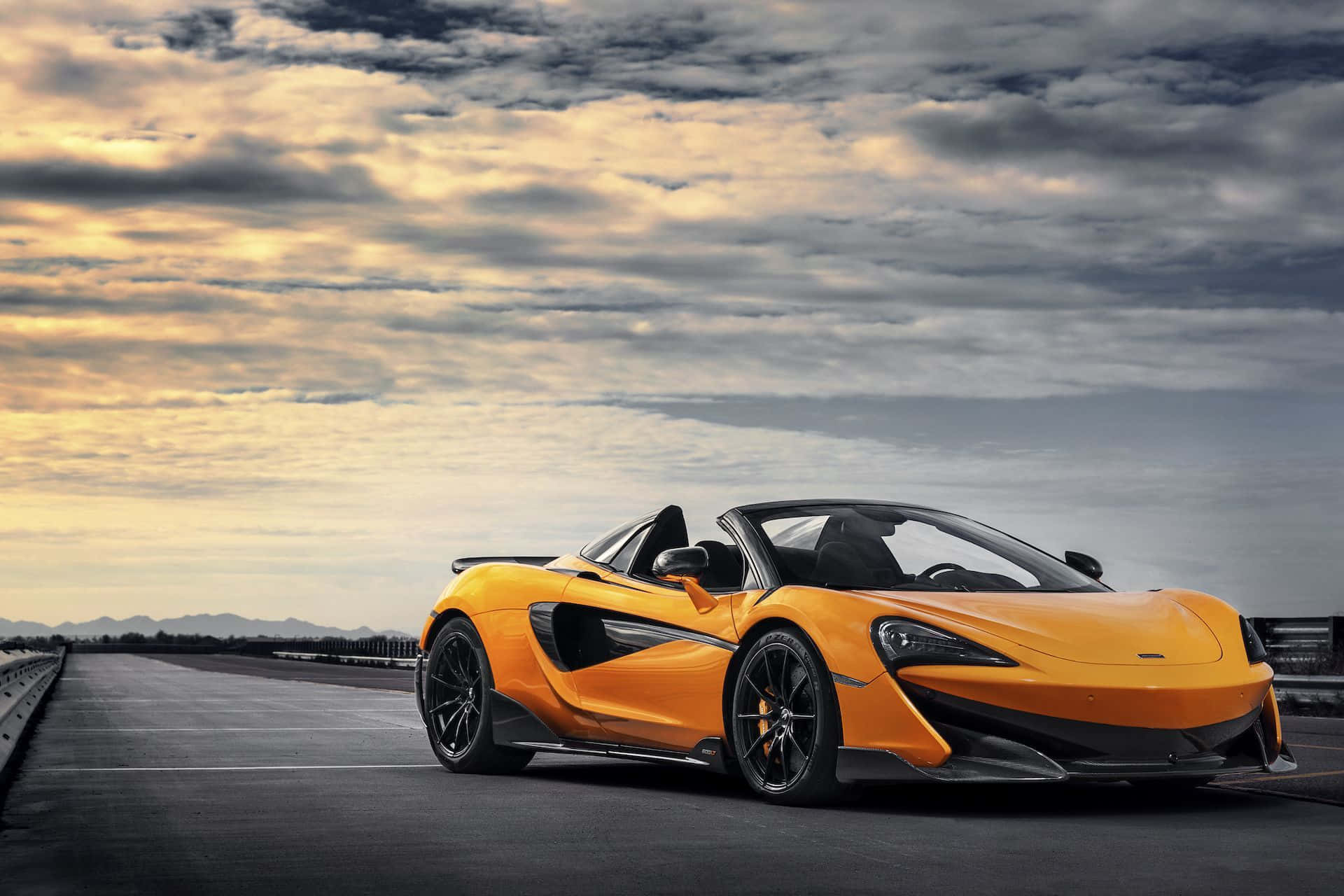 McLaren 600LT, vibrant orange, black accents, Full HD Desktop Wallpaper