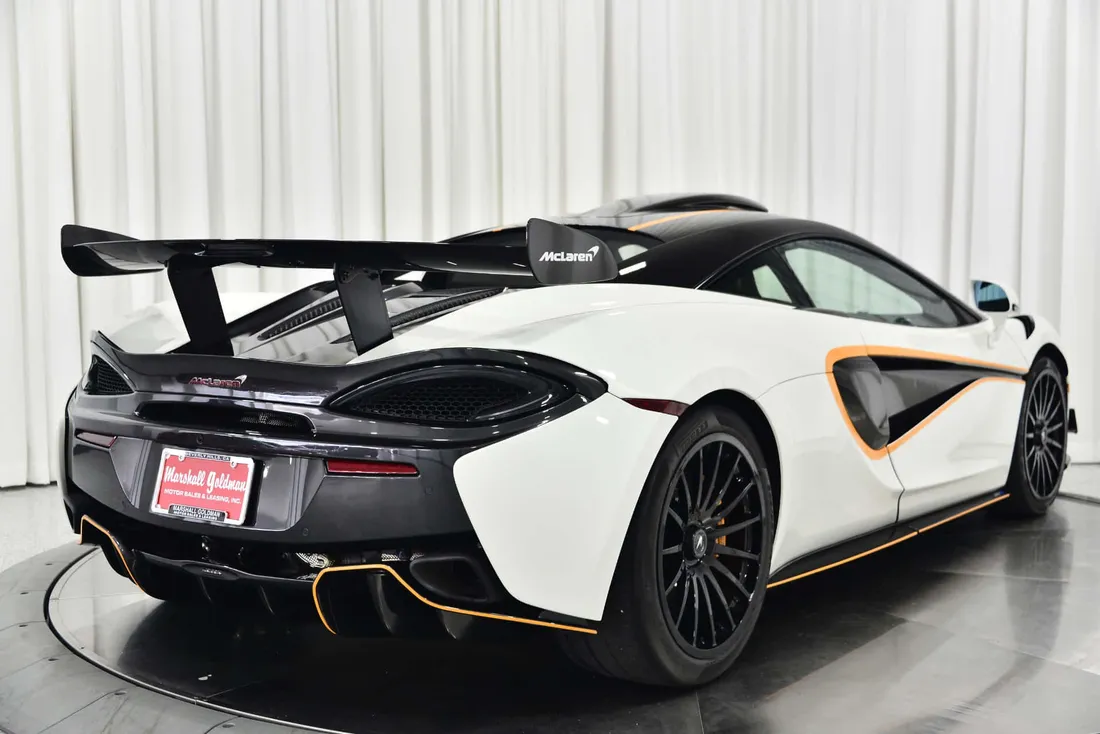 McLaren 620R
