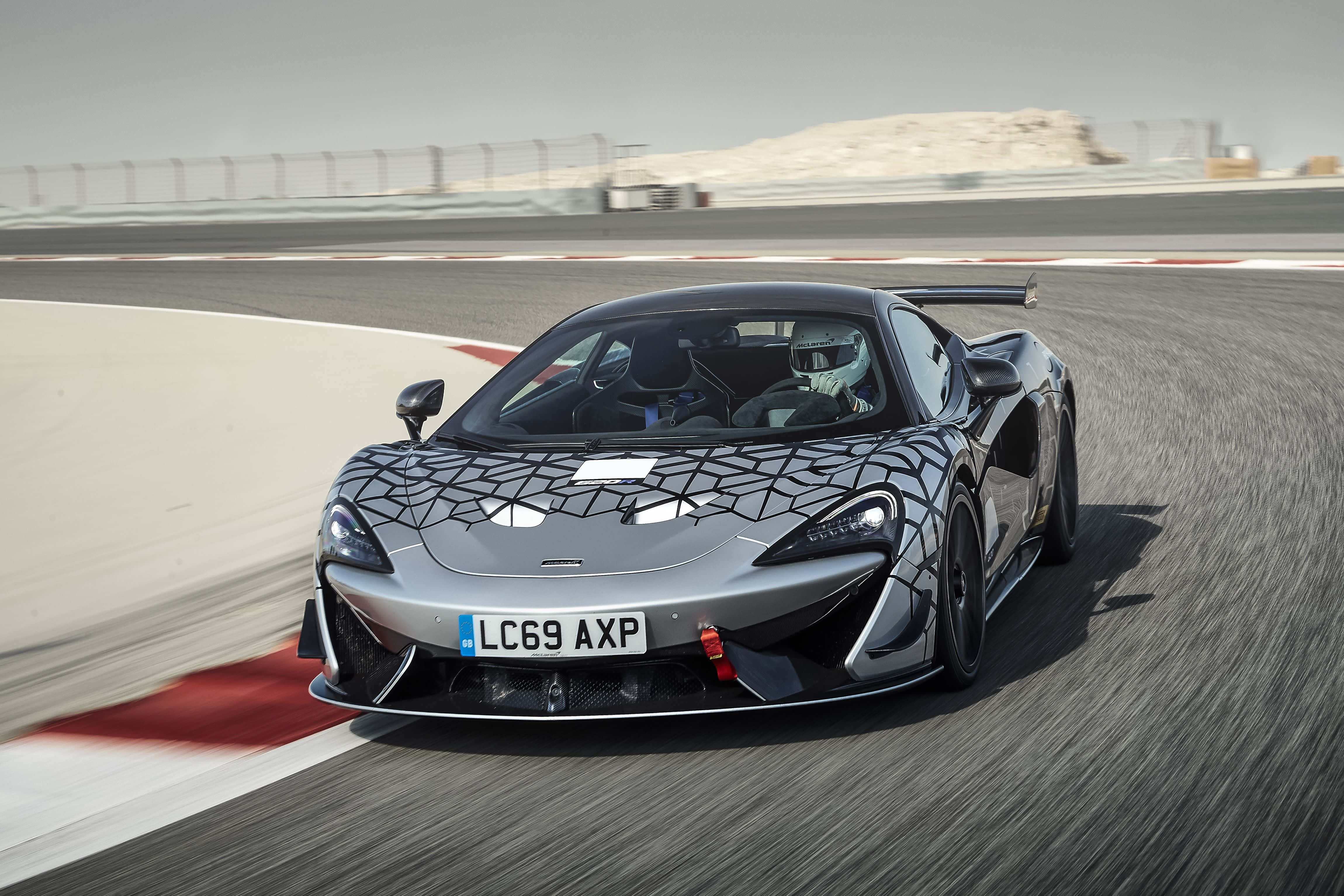 McLaren 620R, silver, black geometric camouflage, 4K Desktop Wallpaper