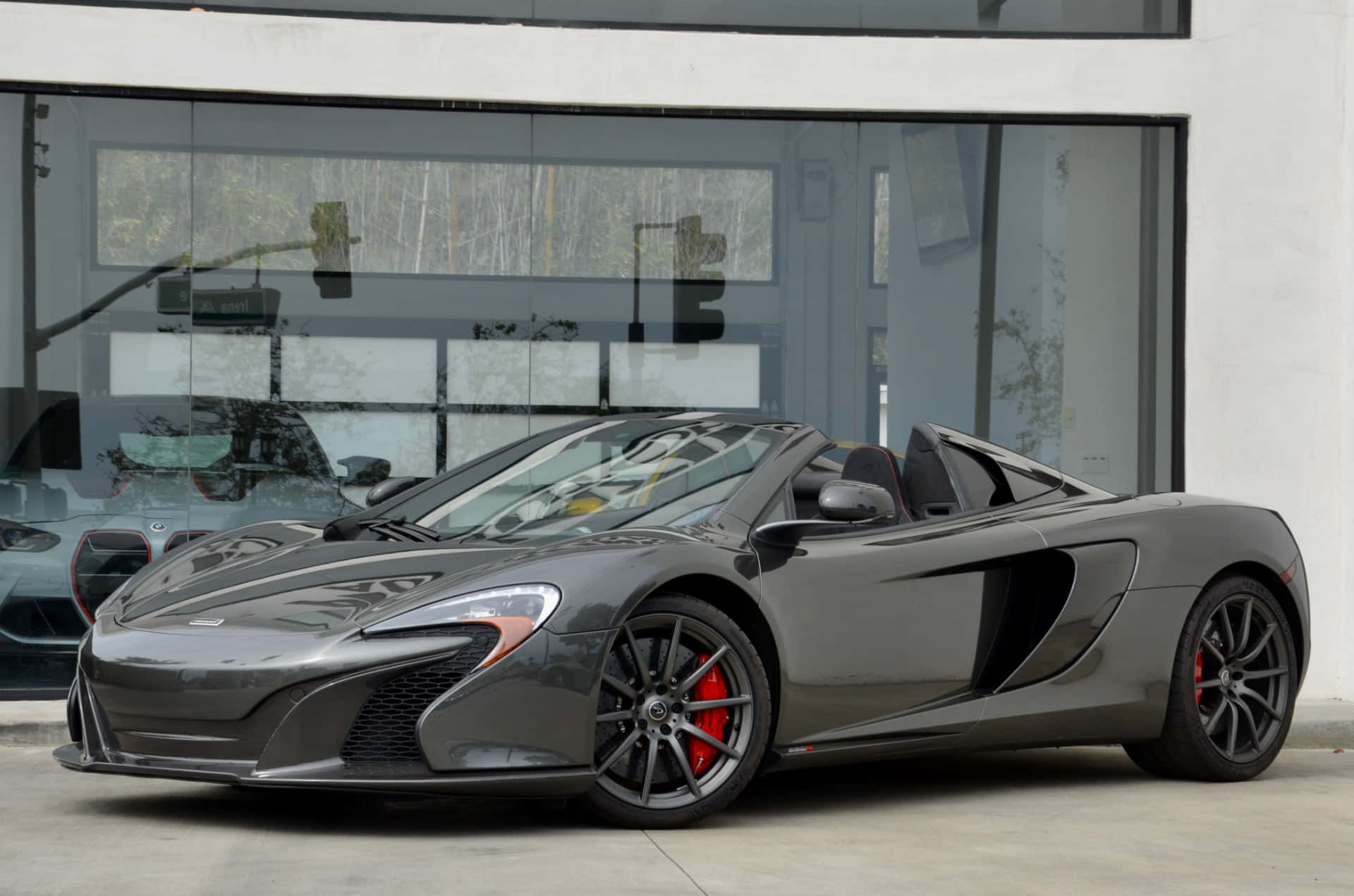 McLaren 650S, sleek gray, red brake calipers, Full HD Desktop Wallpaper