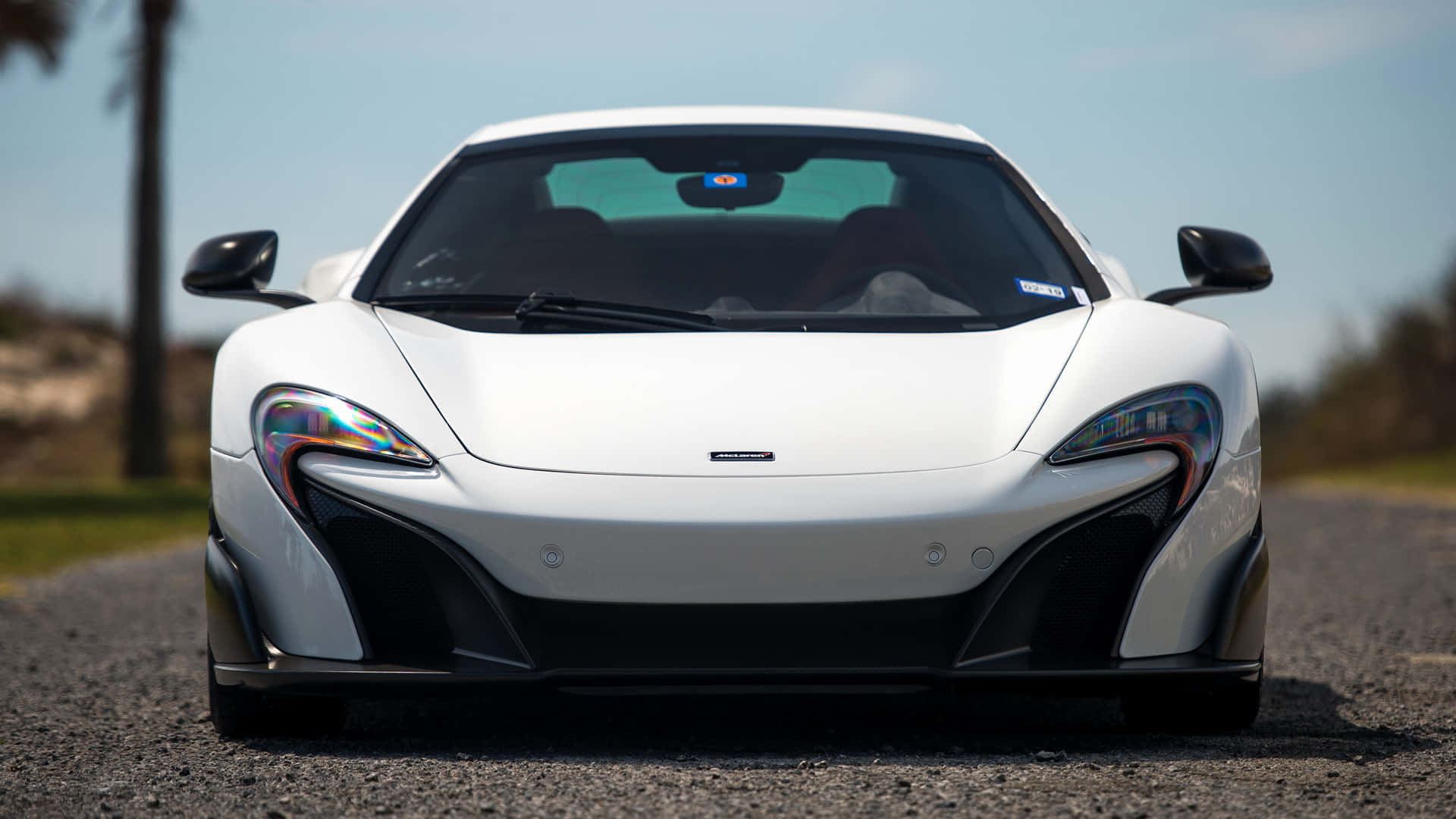 McLaren 675LT Spider, white, gravel road, Full HD Desktop Wallpaper