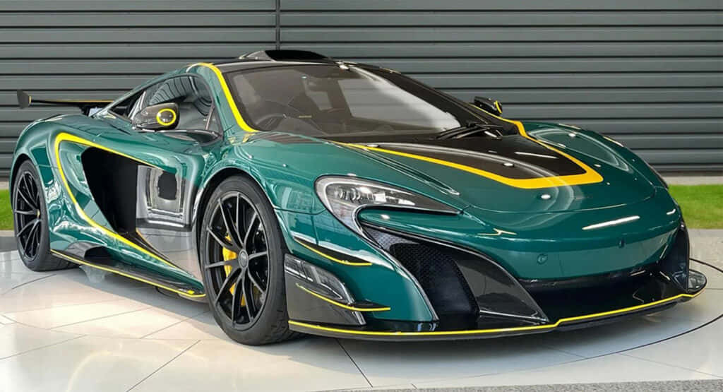 McLaren 675LT, green, yellow accents, SD Desktop Wallpaper